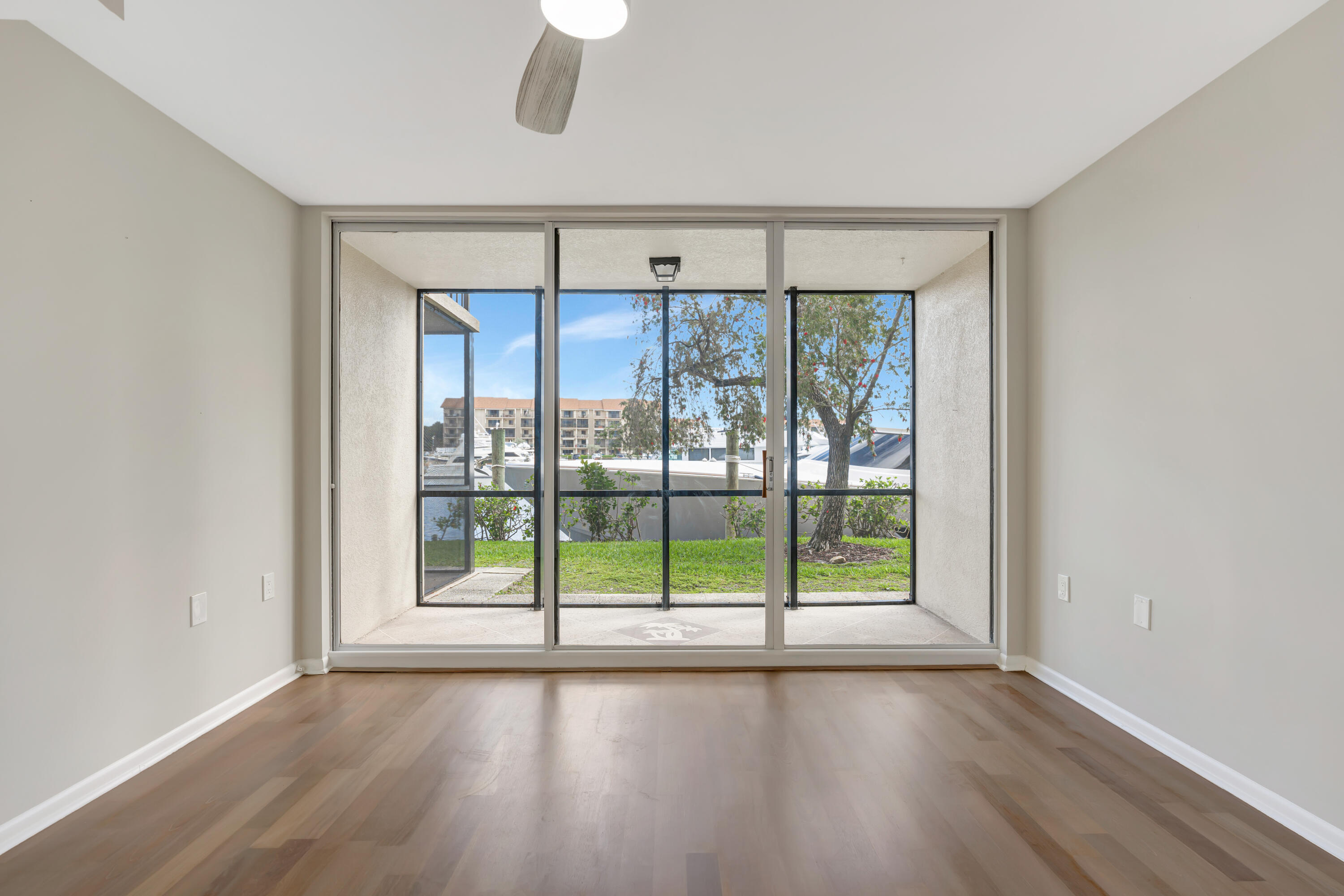 2501 Marina Isle Way 104