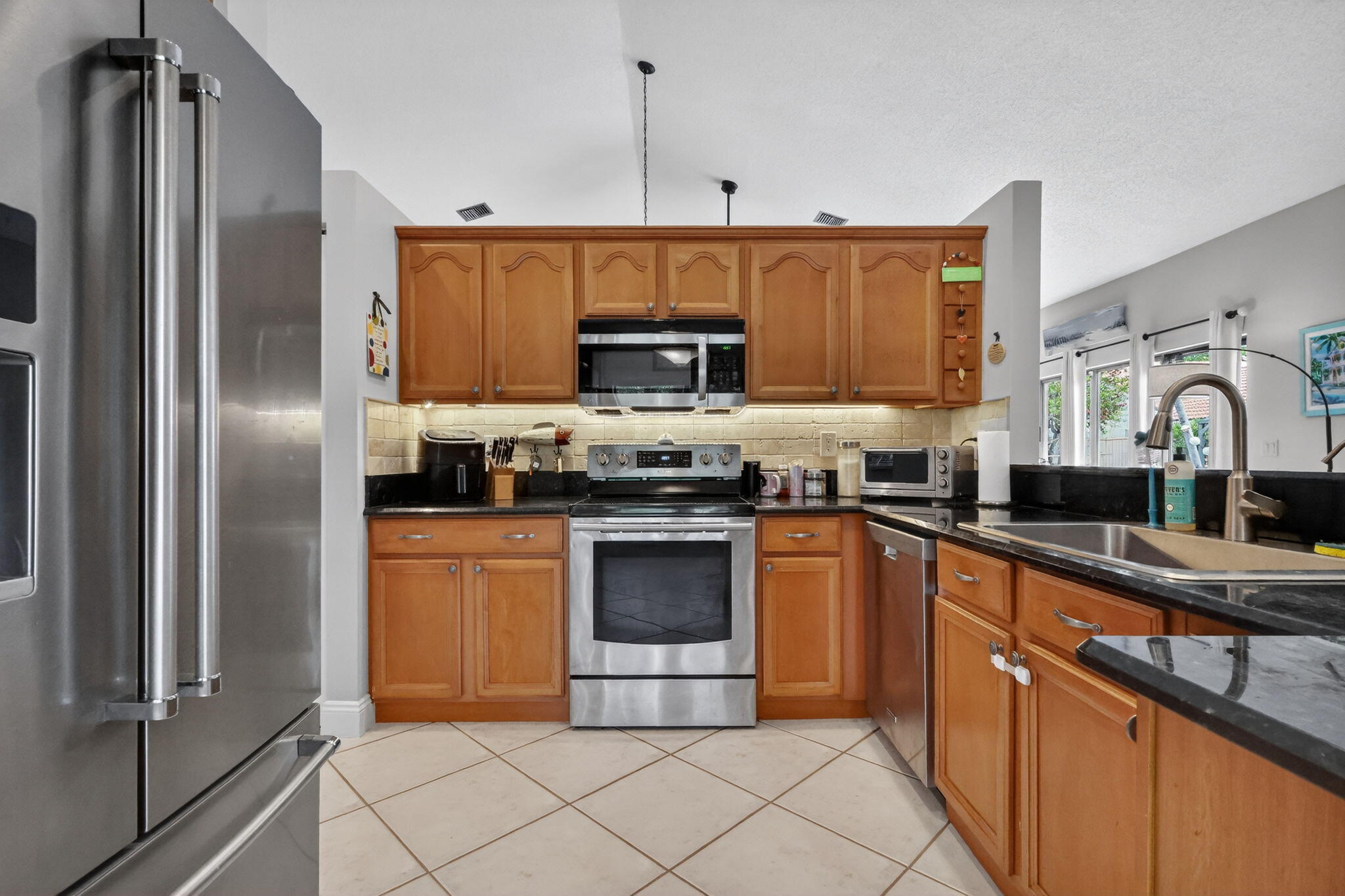 5875 Sun Pointe Circle