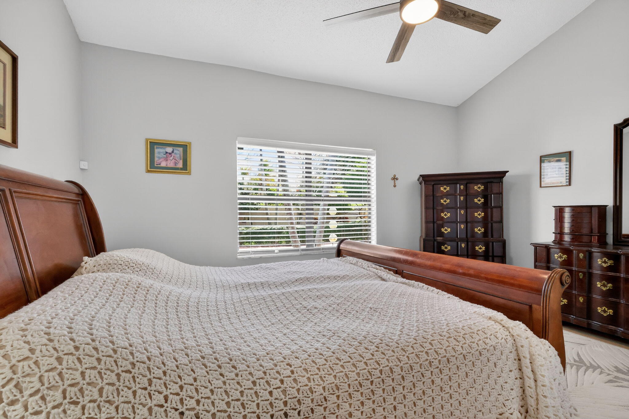 5875 Sun Pointe Circle
