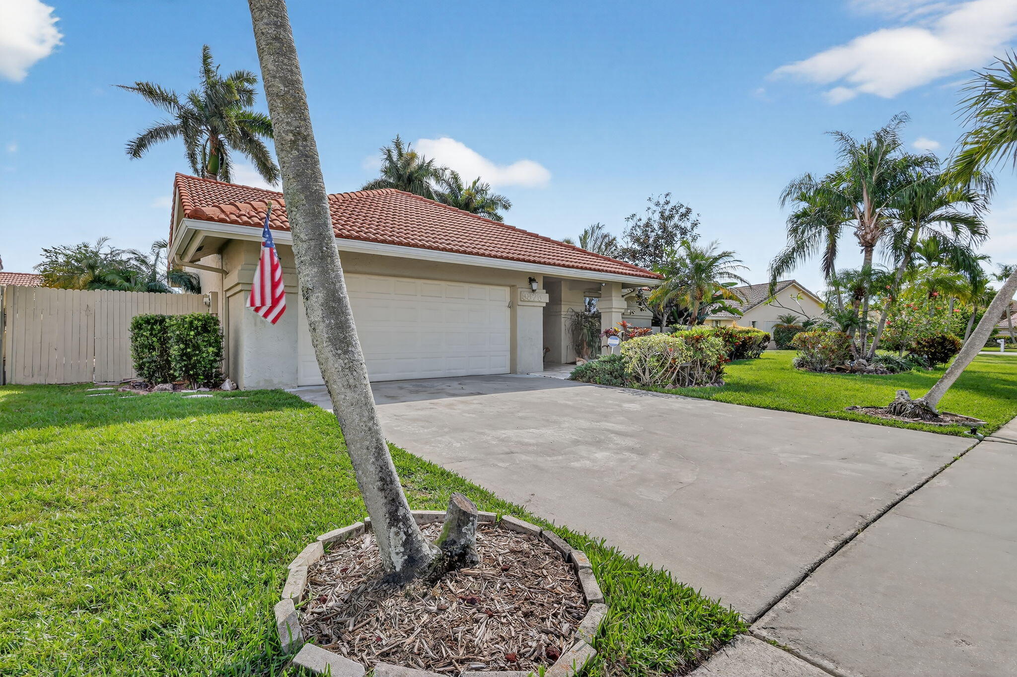 5875 Sun Pointe Circle
