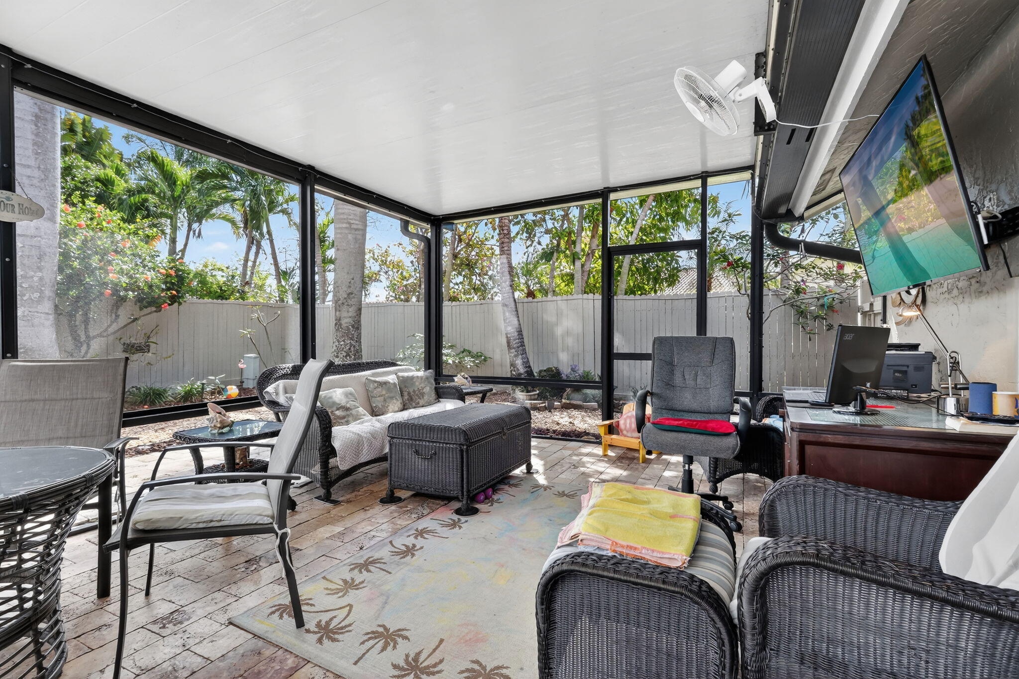 5875 Sun Pointe Circle