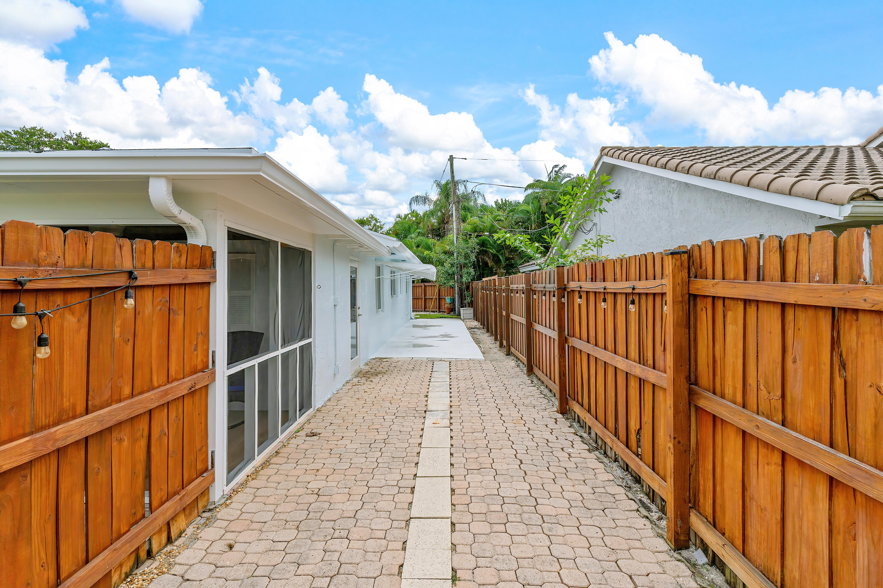 750 Heron Drive