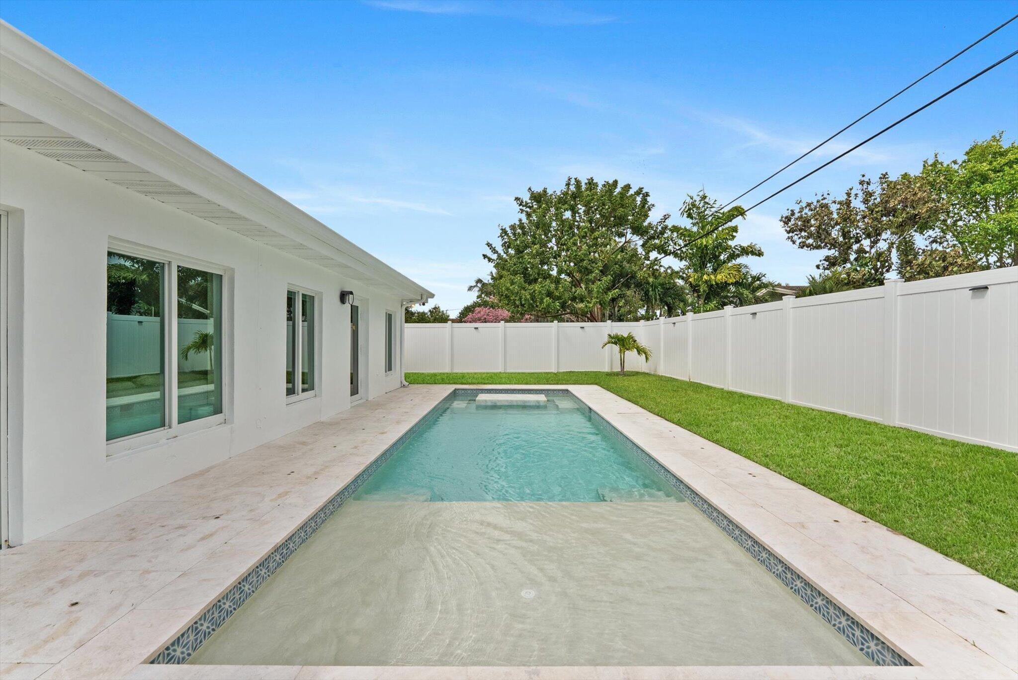 1289 SW 7th Street