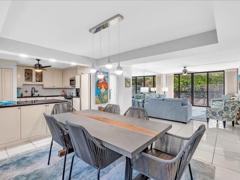 277 N Ocean Boulevard 102