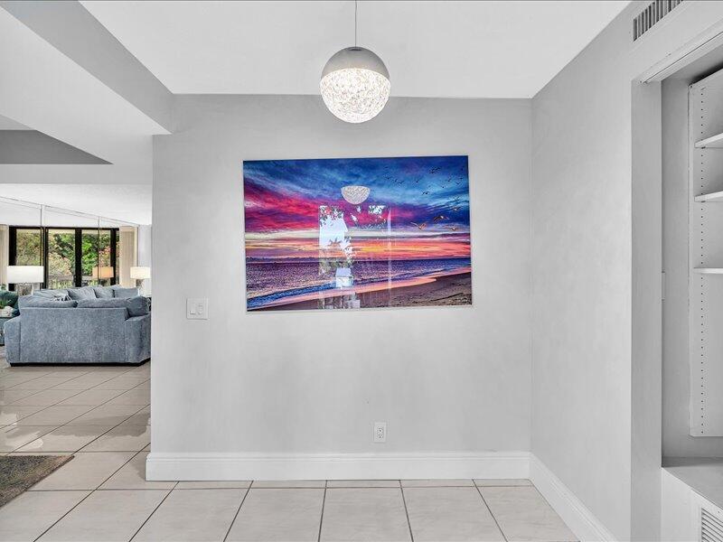 277 N Ocean Boulevard 102