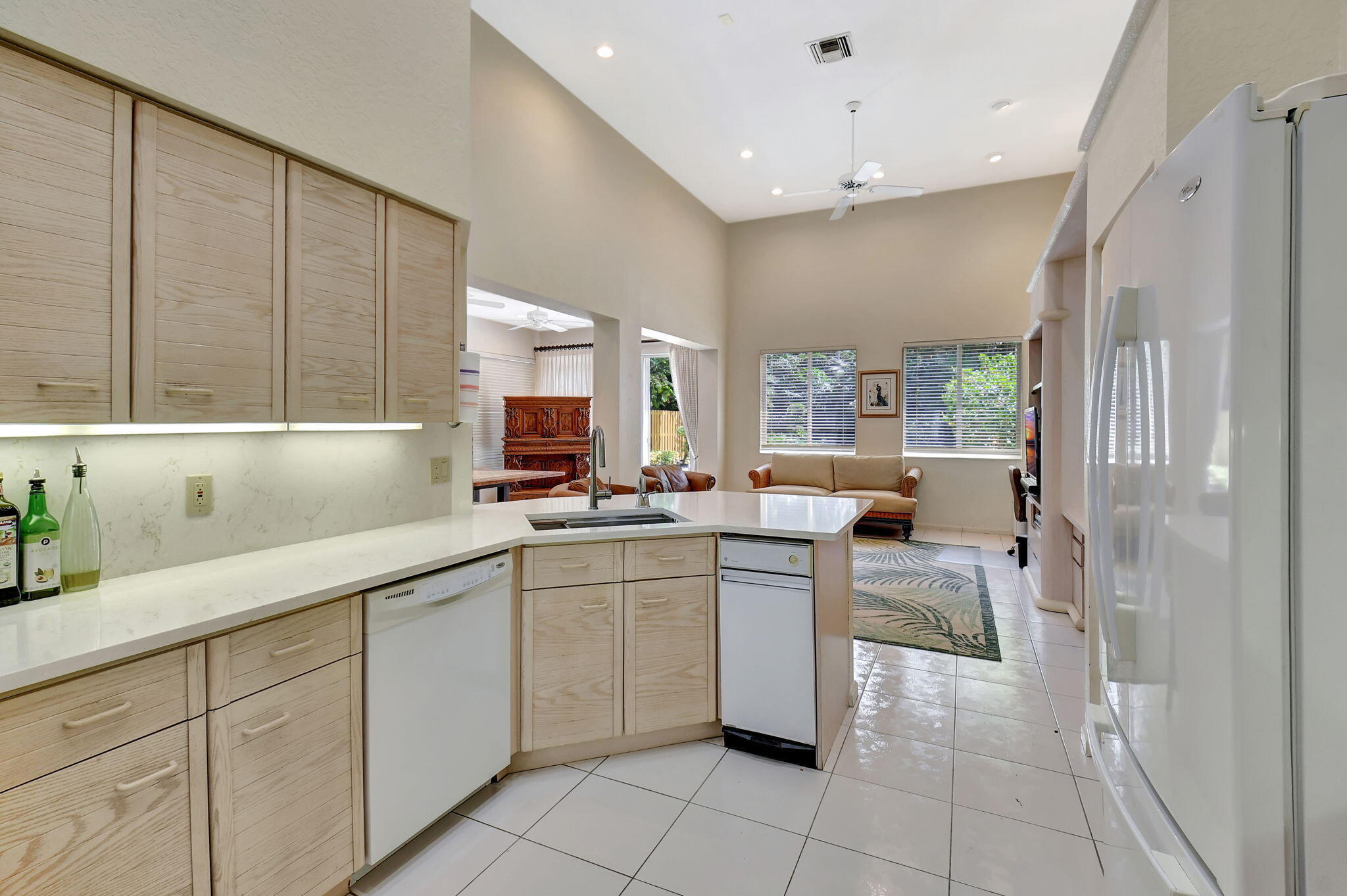 2462 NW 66th Drive