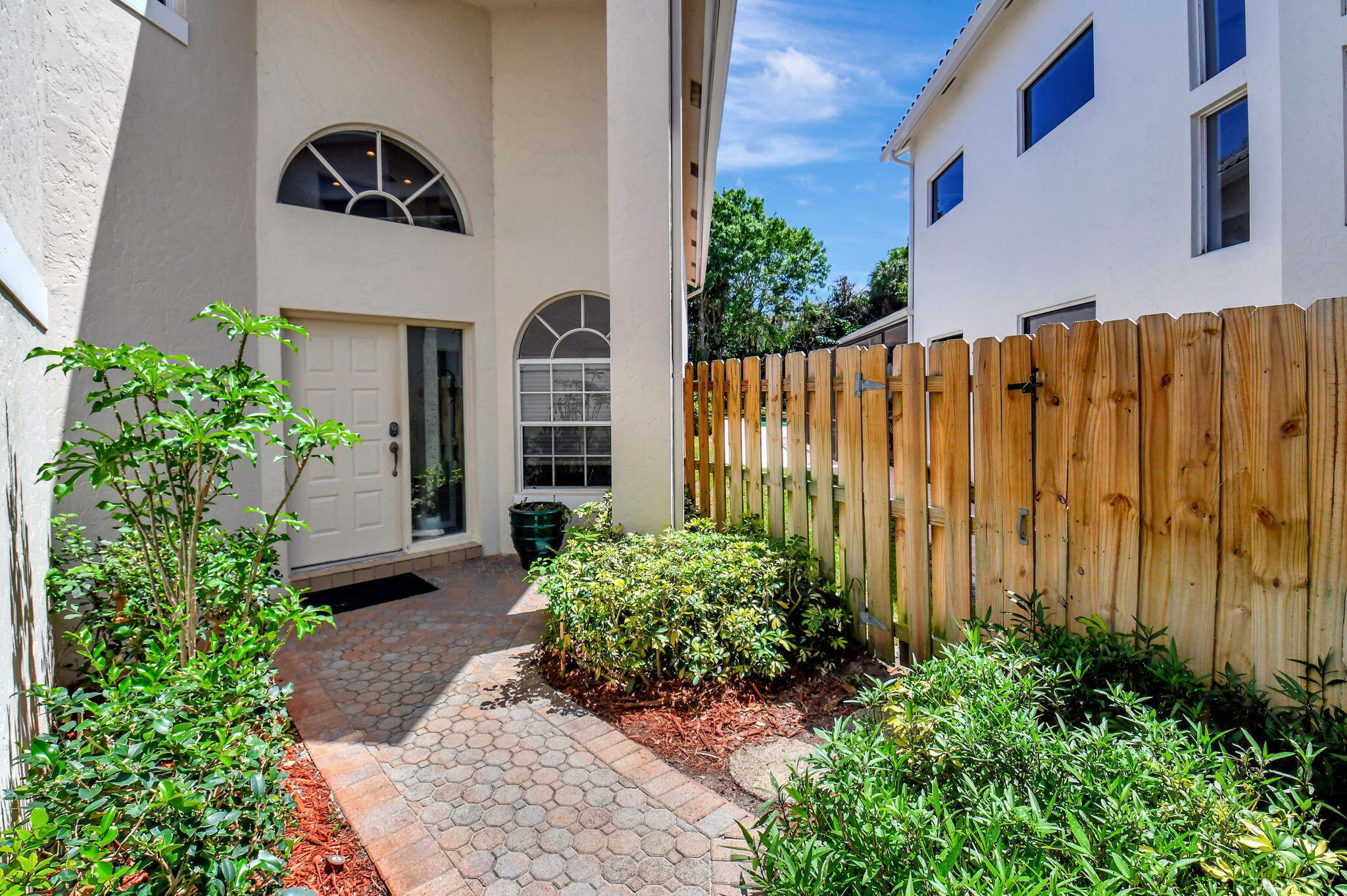 2462 NW 66th Drive