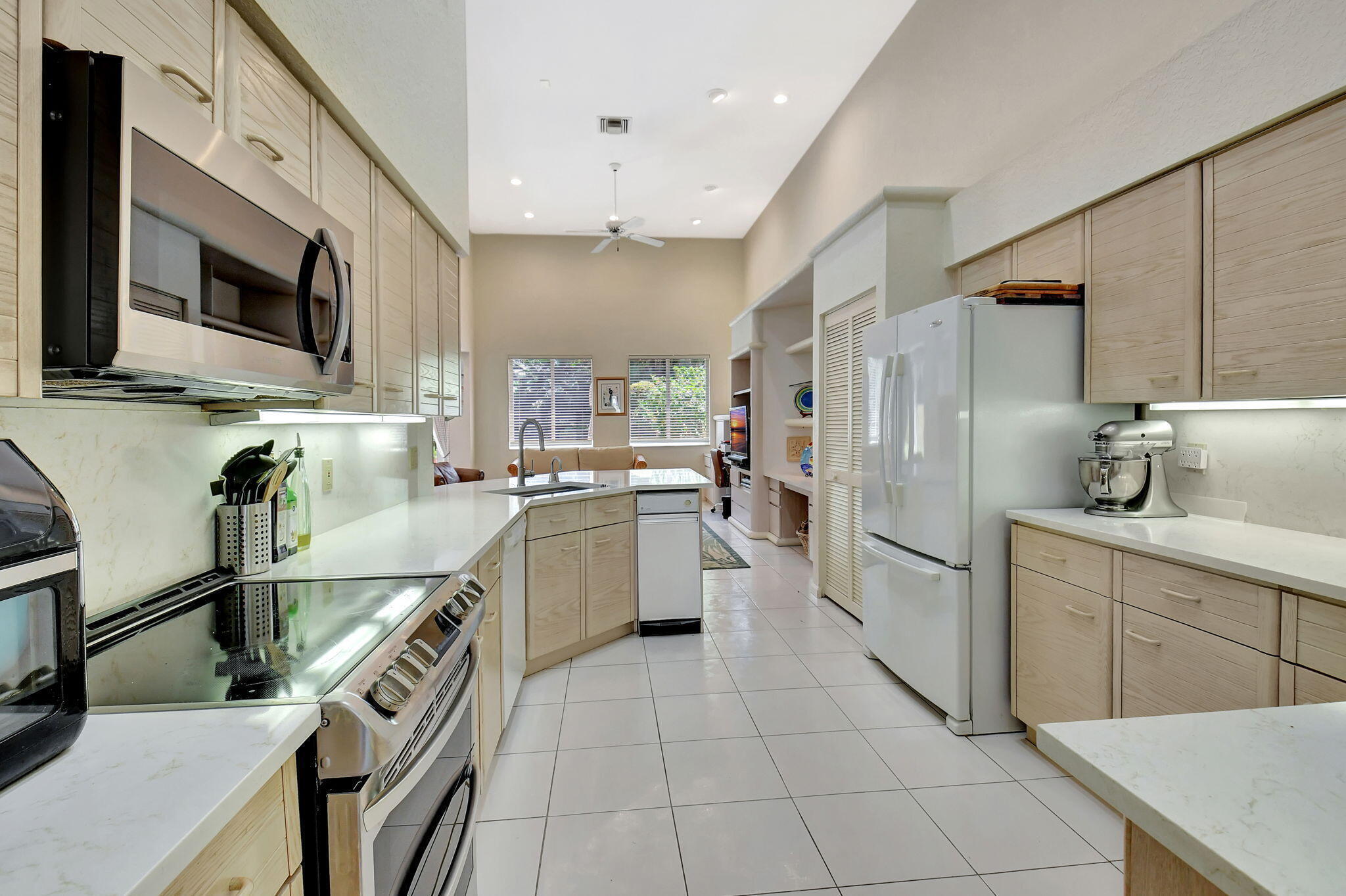 2462 NW 66th Drive