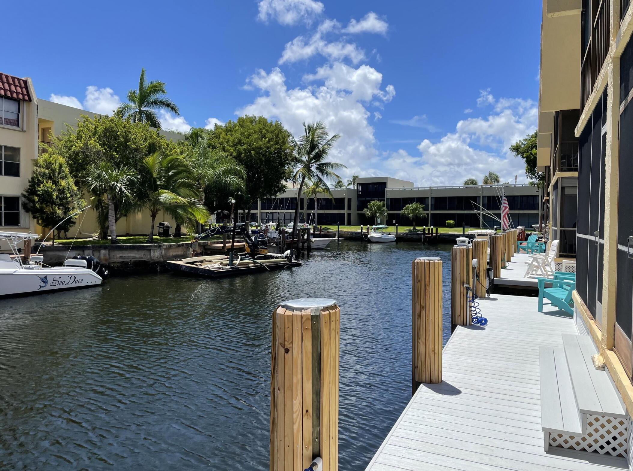 777 S Federal Highway 101 M