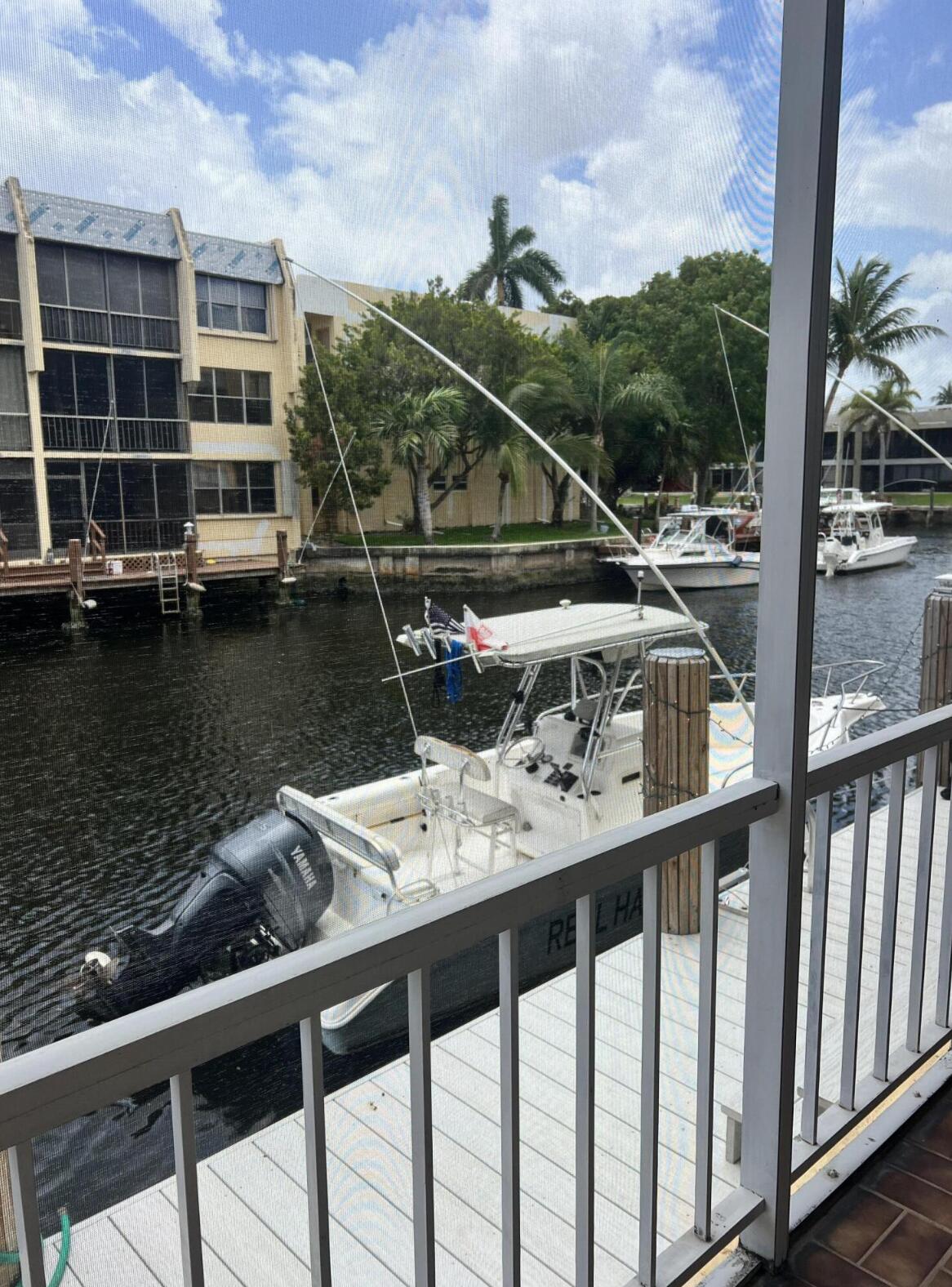 777 S Federal Highway 101 M