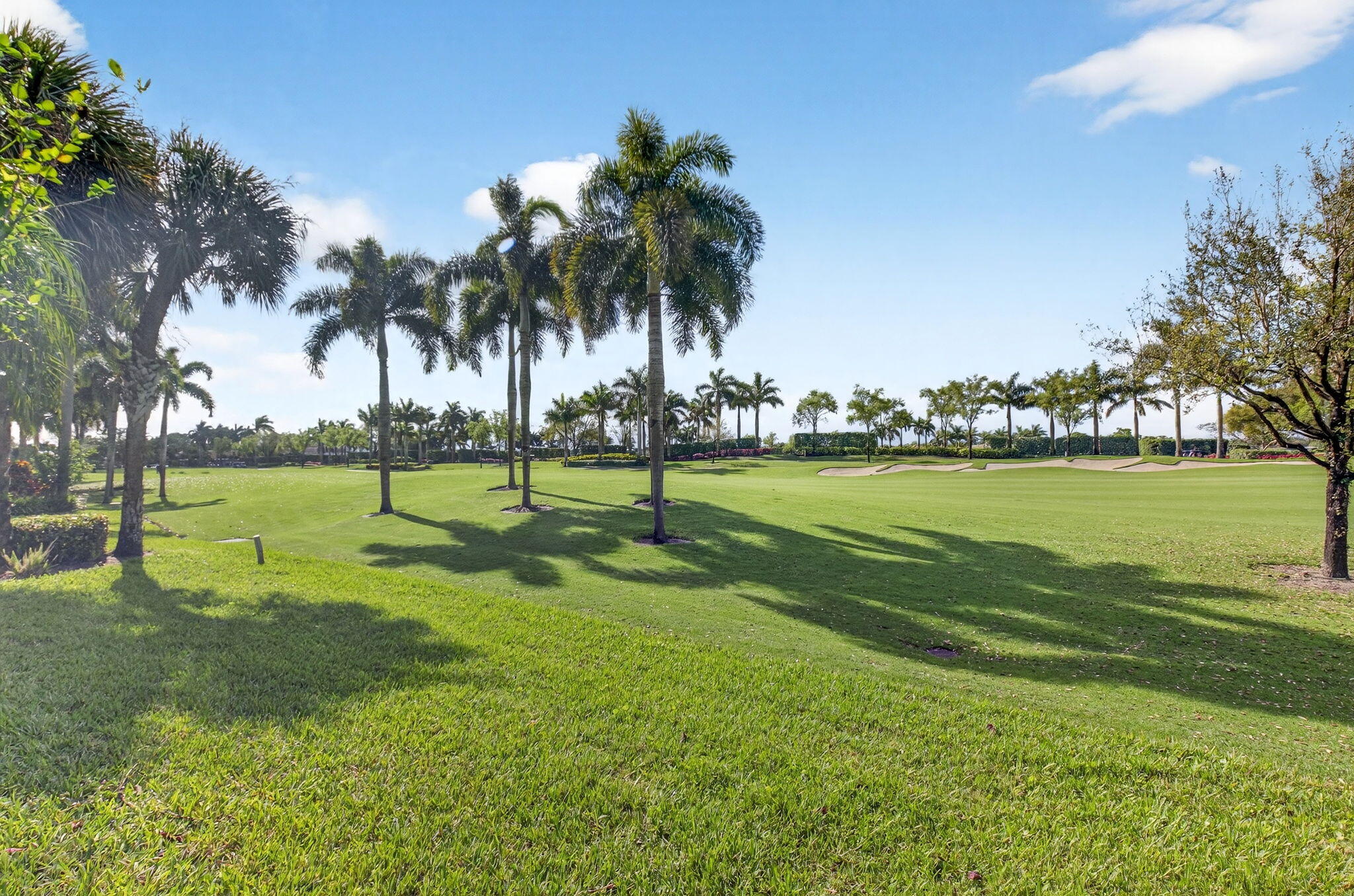 6894 Swan Sea Lane