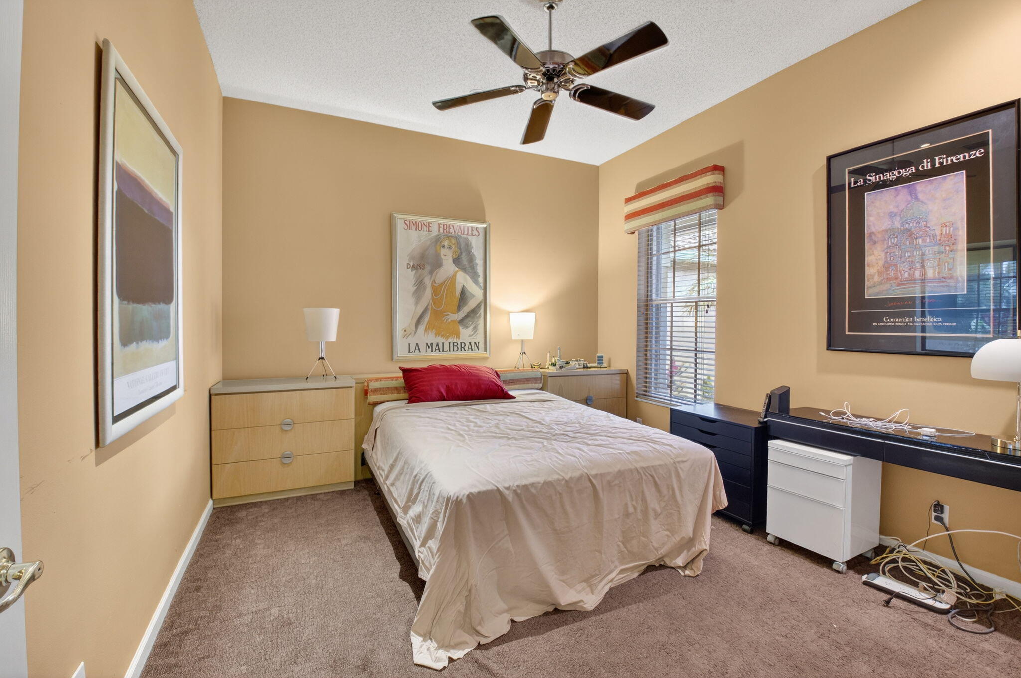 6894 Swan Sea Lane