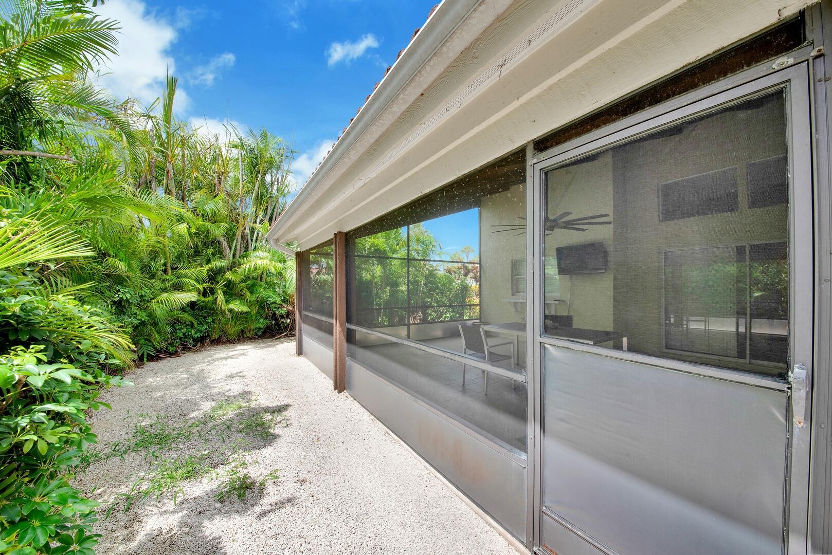 5529 Lakeview Mews Terrace