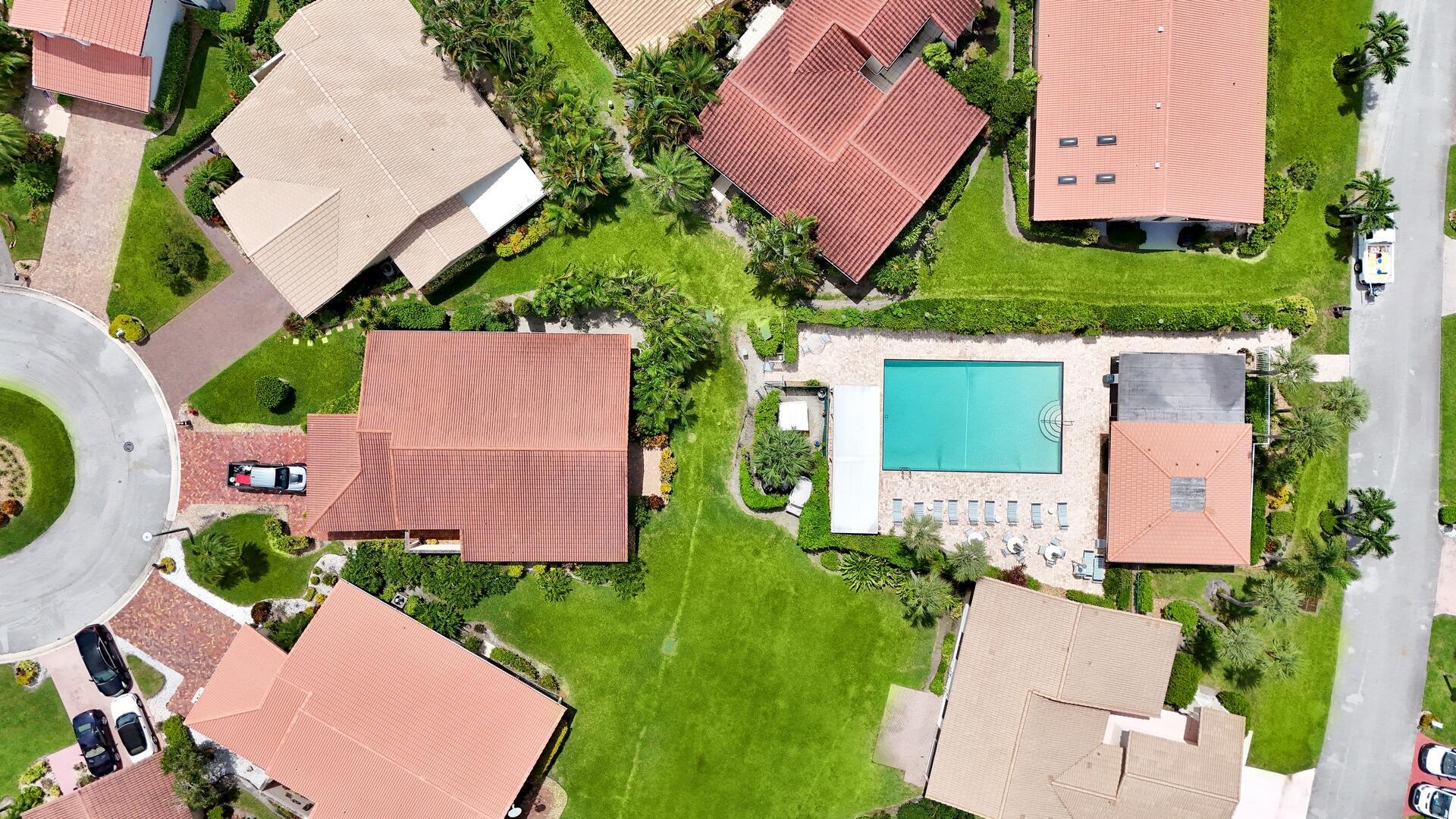 5529 Lakeview Mews Terrace