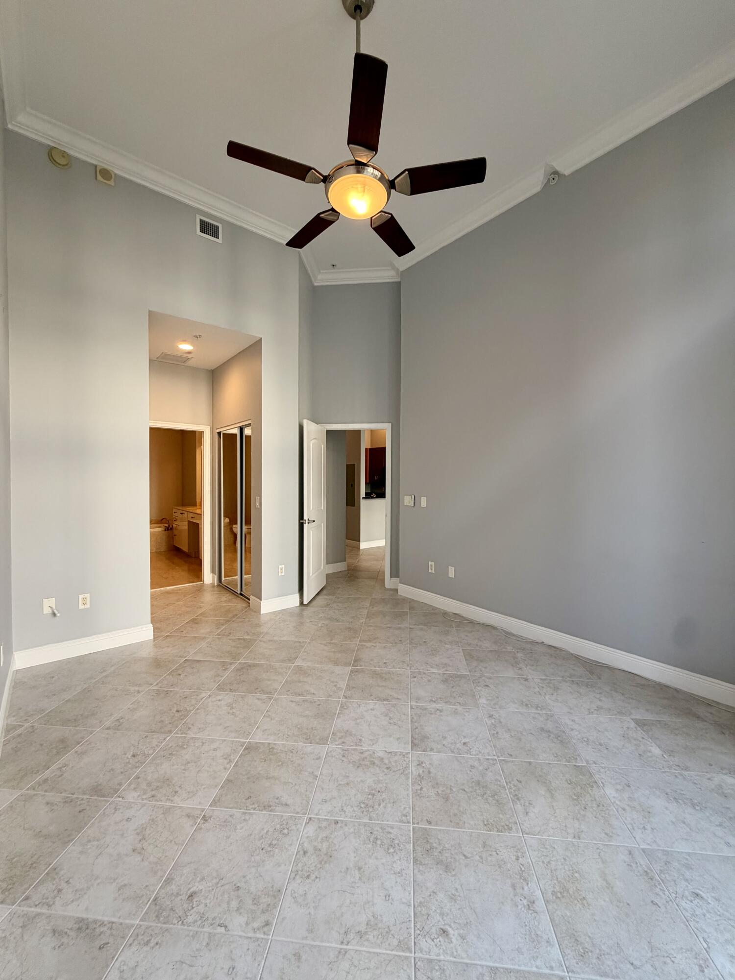 701 S Olive Avenue 317
