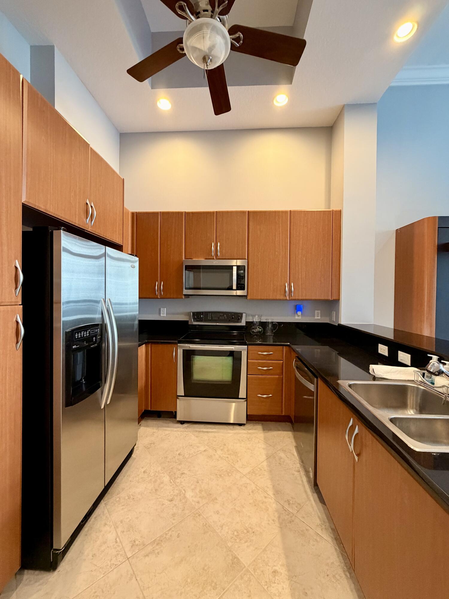 701 S Olive Avenue 317