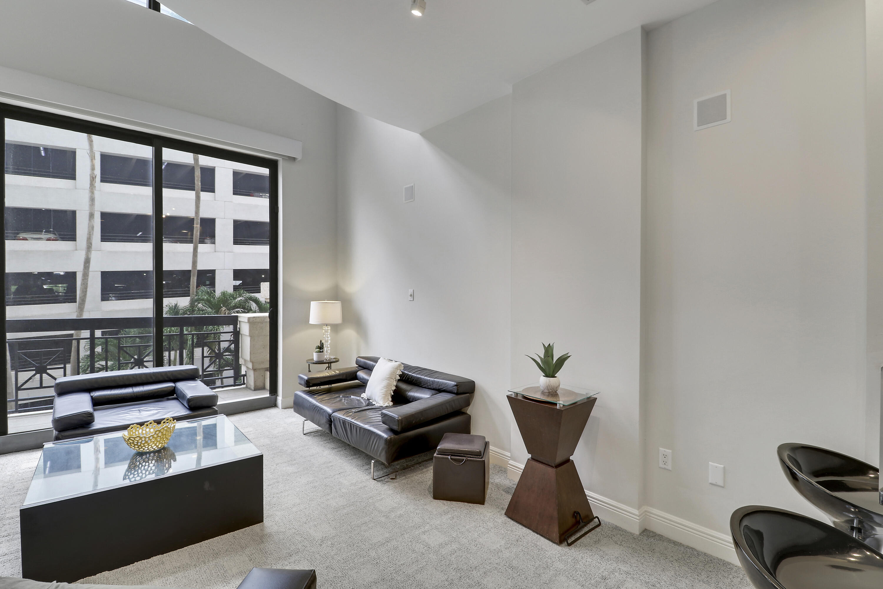 801 S Olive Avenue 223