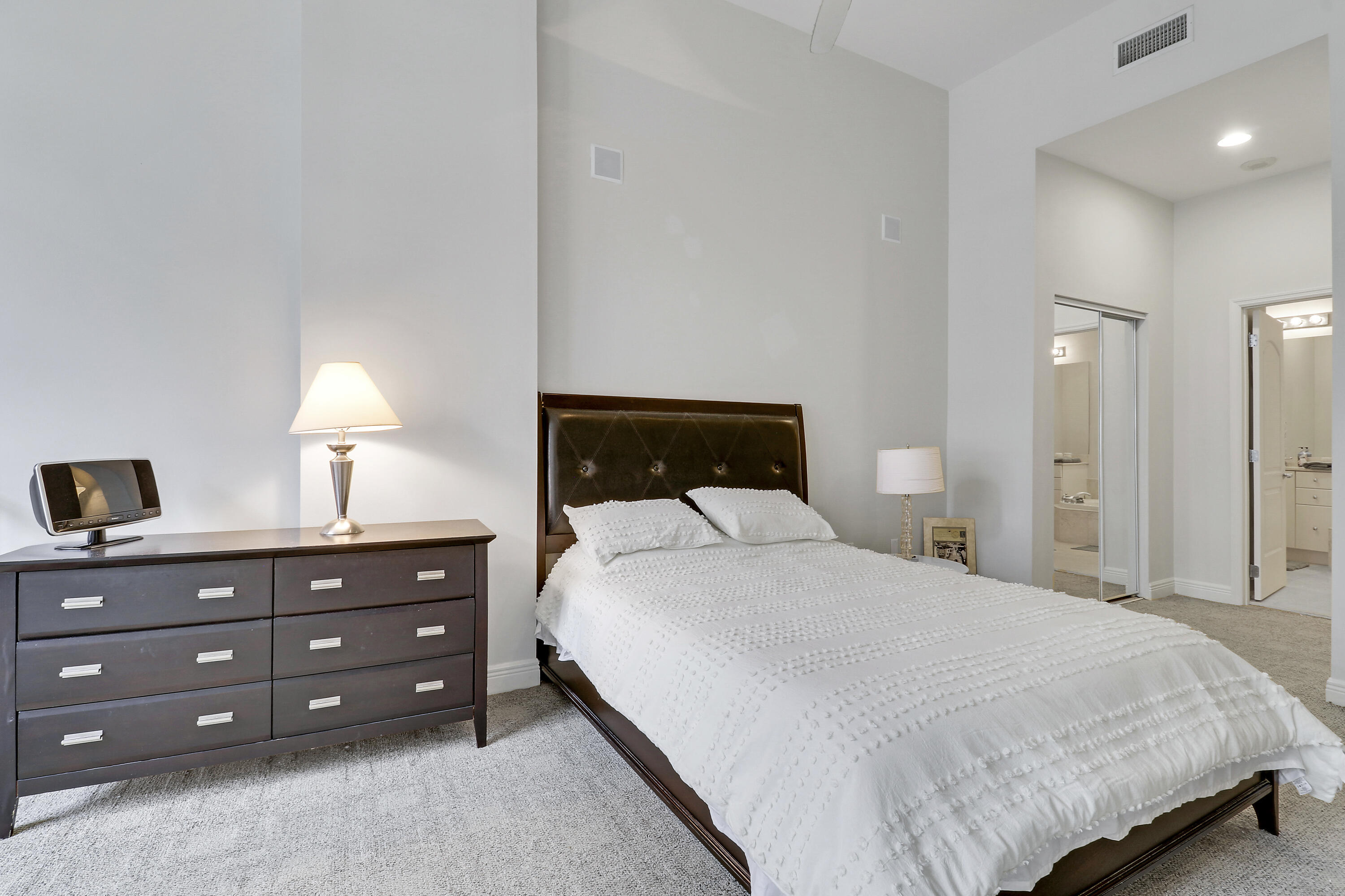 801 S Olive Avenue 223