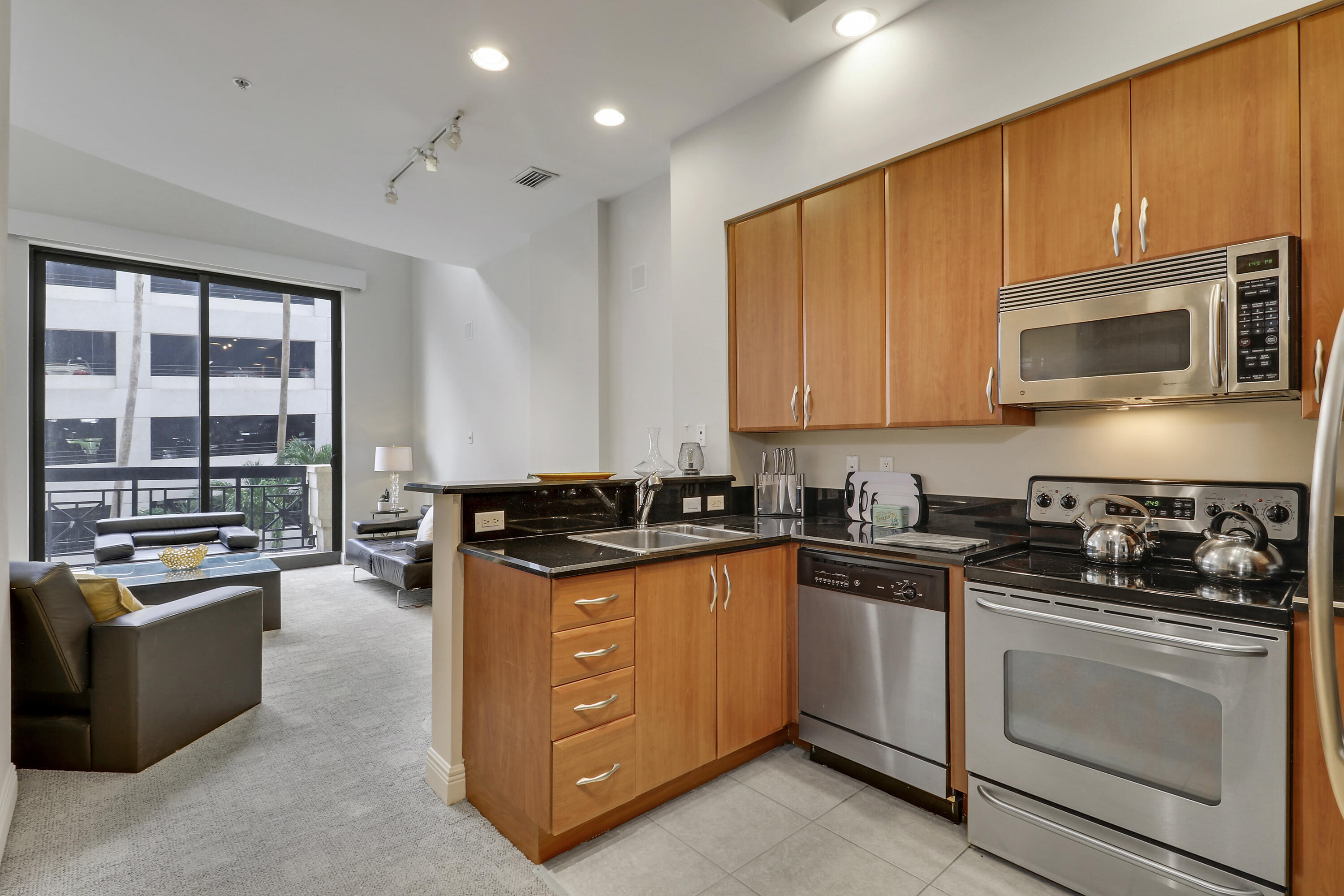 801 S Olive Avenue 223
