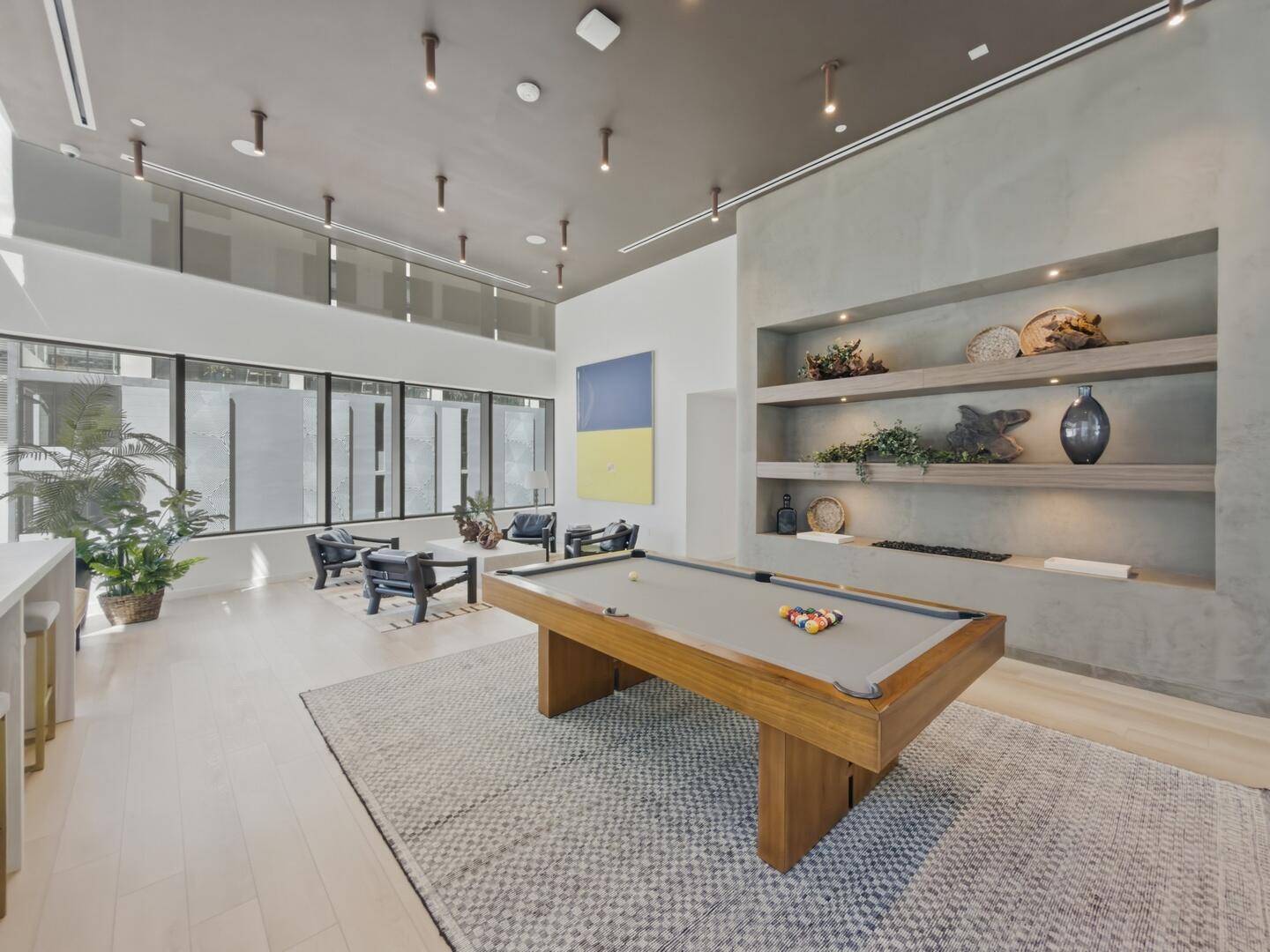 225 N Miami Avenue Unit: 2002