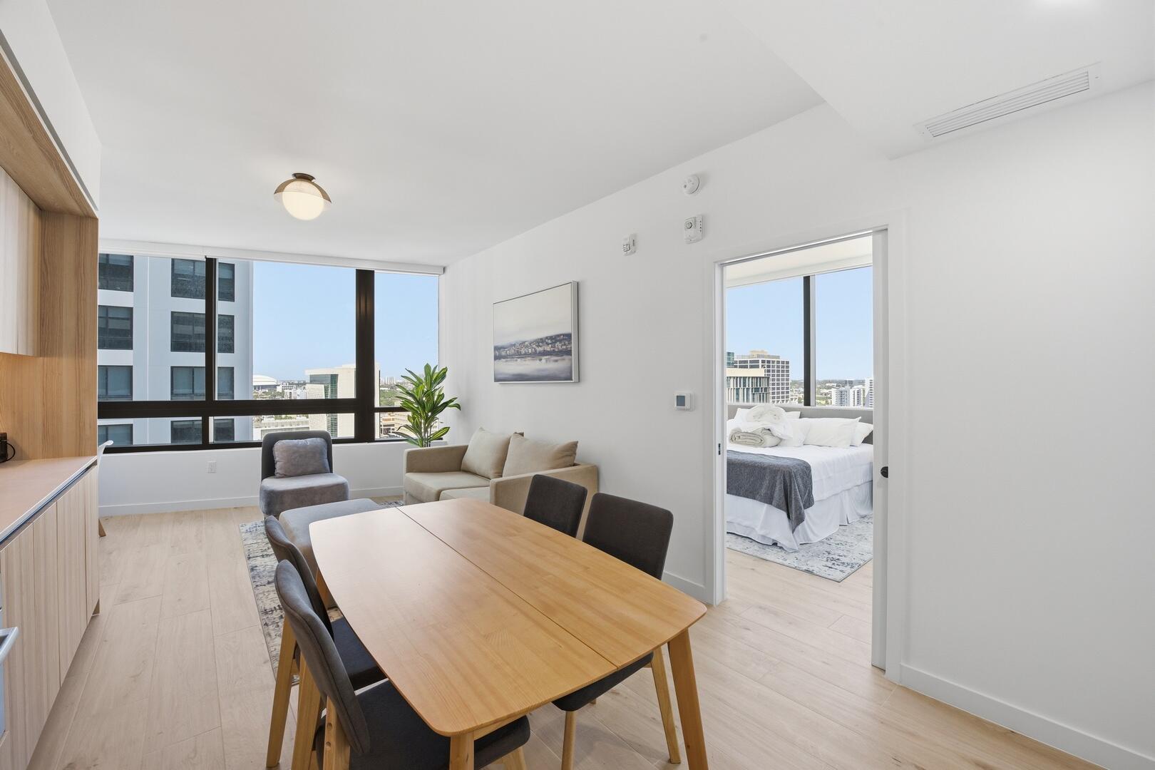 225 N Miami Avenue Unit: 2002