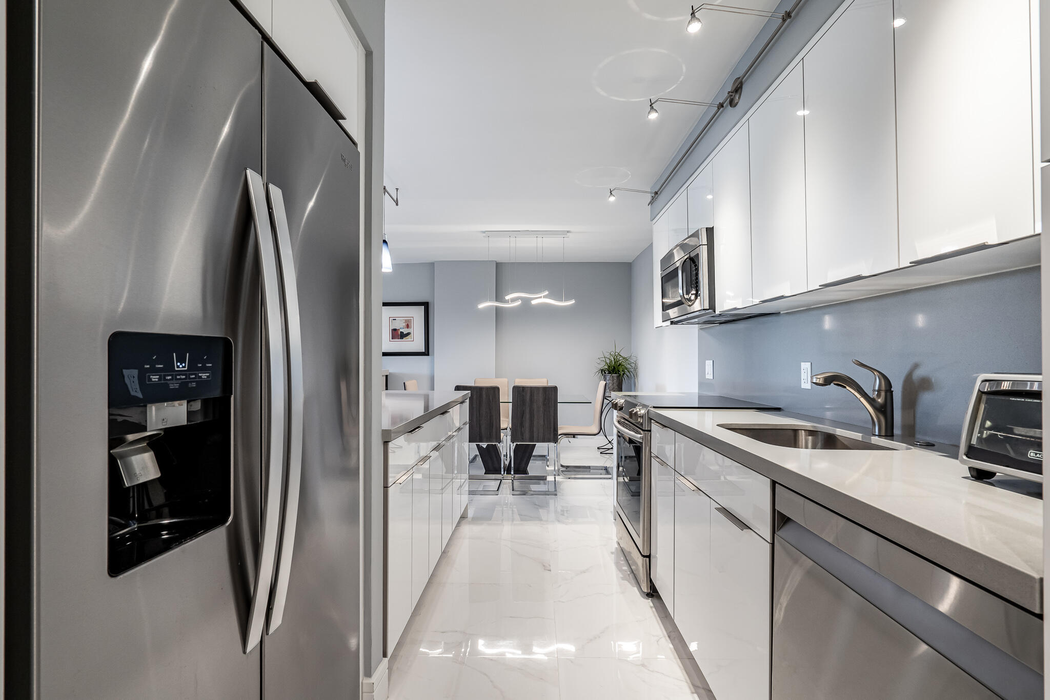 1111 S Ocean Boulevard 5200