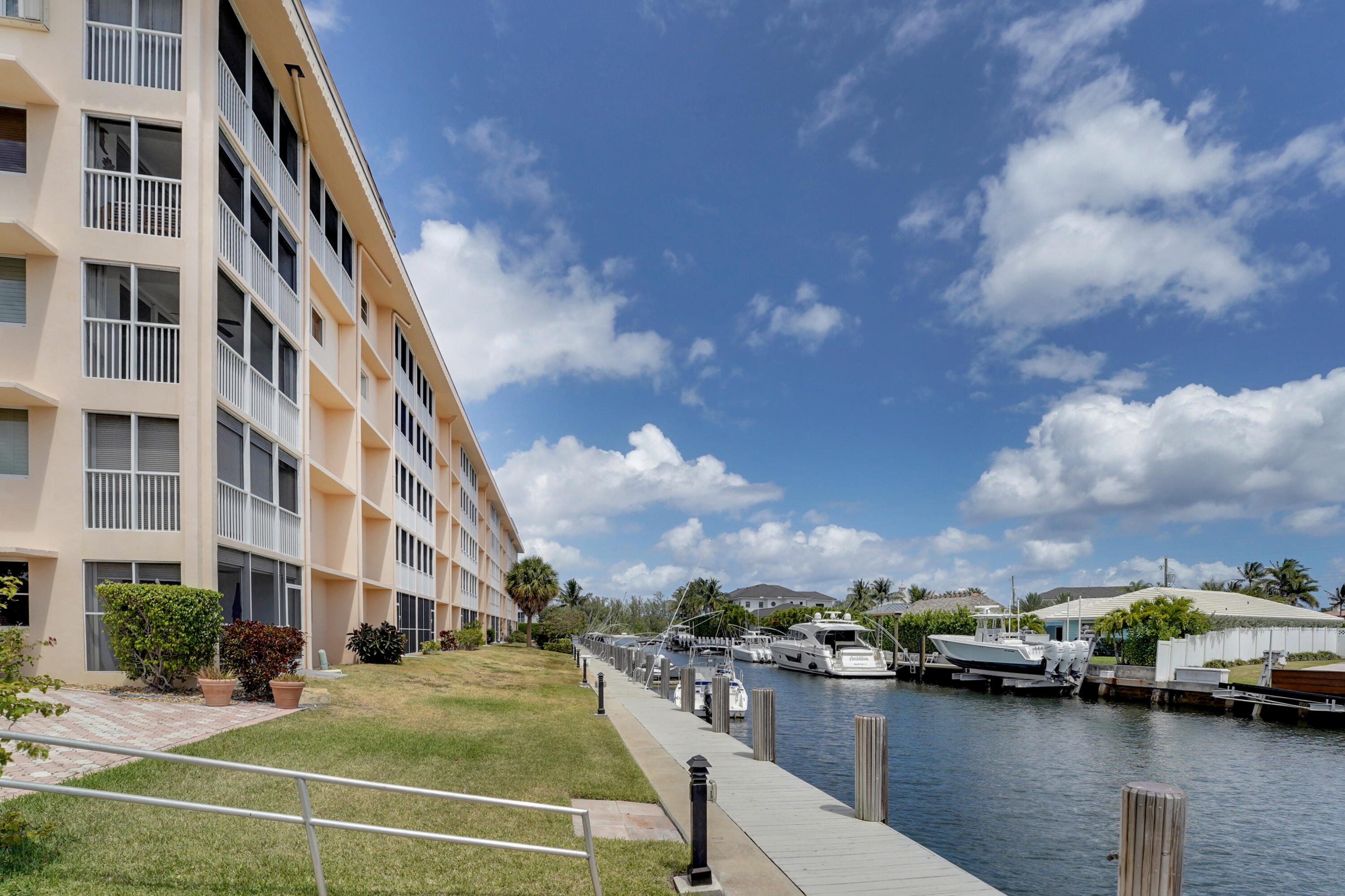 750 NE Spanish River Boulevard 102