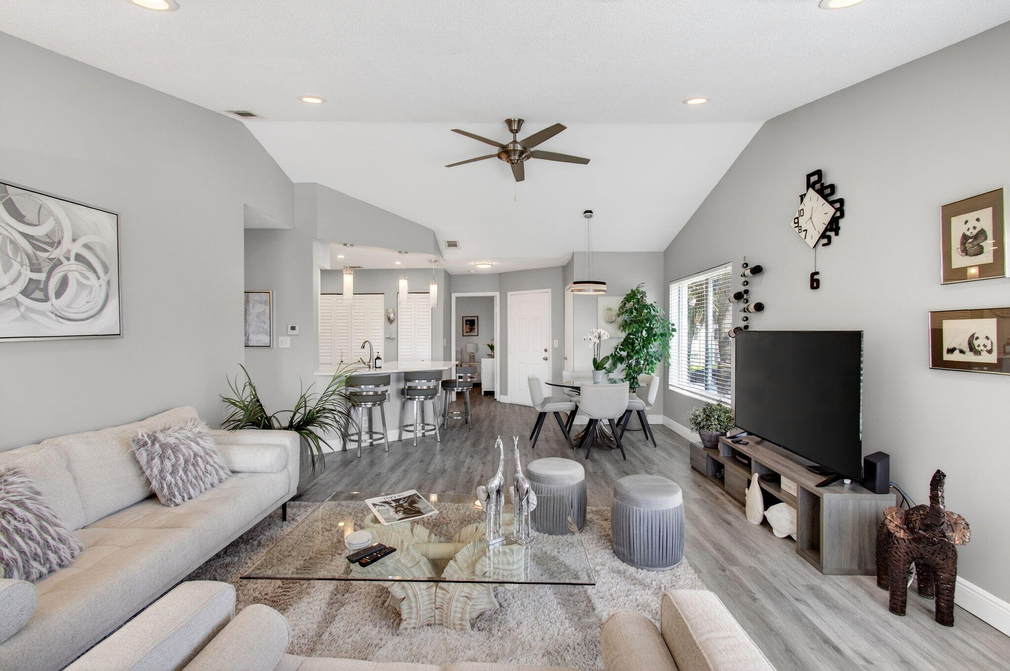 815 Boynton Beach Boulevard Unit: 6-201