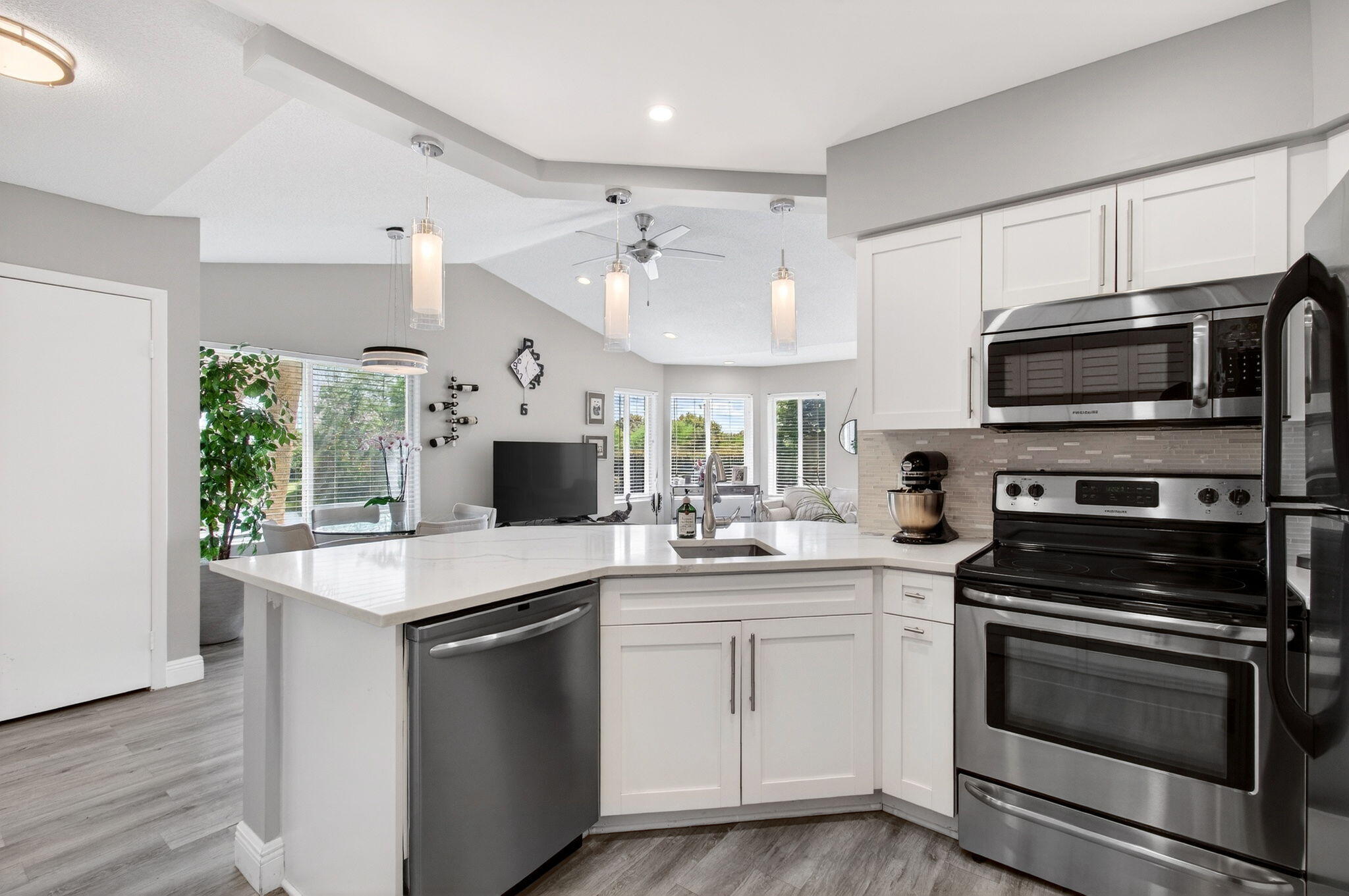 815 Boynton Beach Boulevard Unit: 6-201