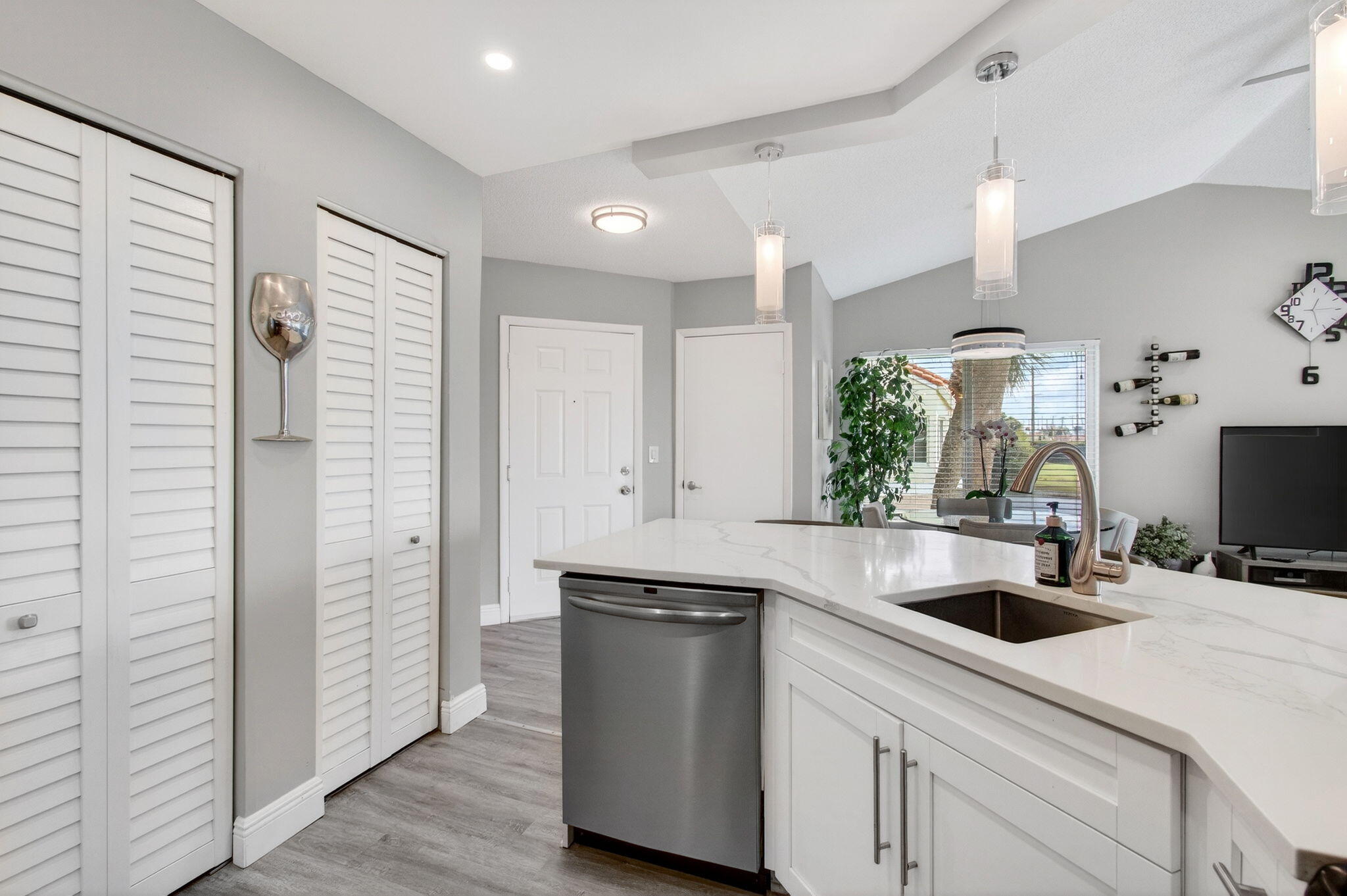 815 Boynton Beach Boulevard Unit: 6-201