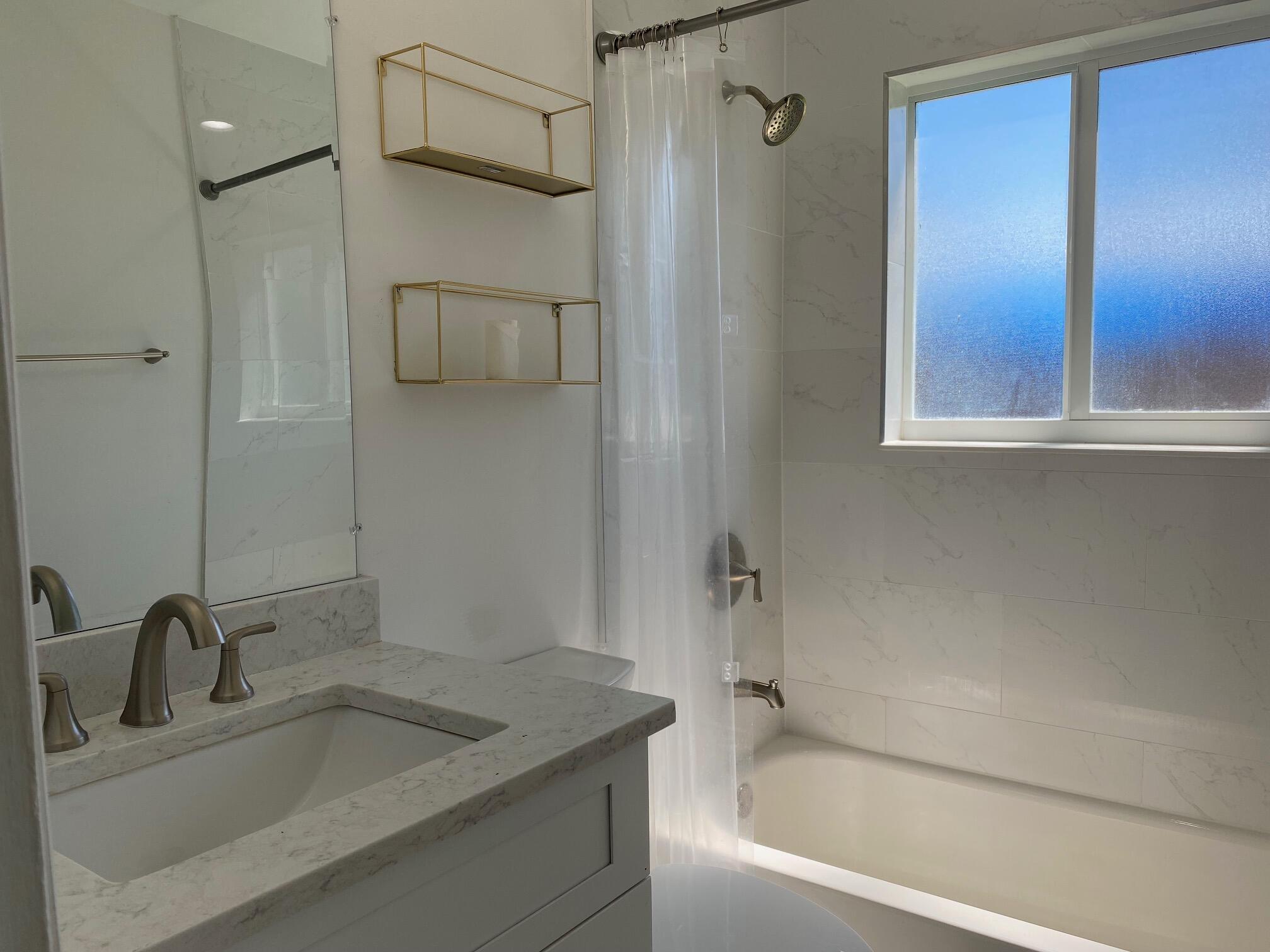 2751 NE 26th Terrace