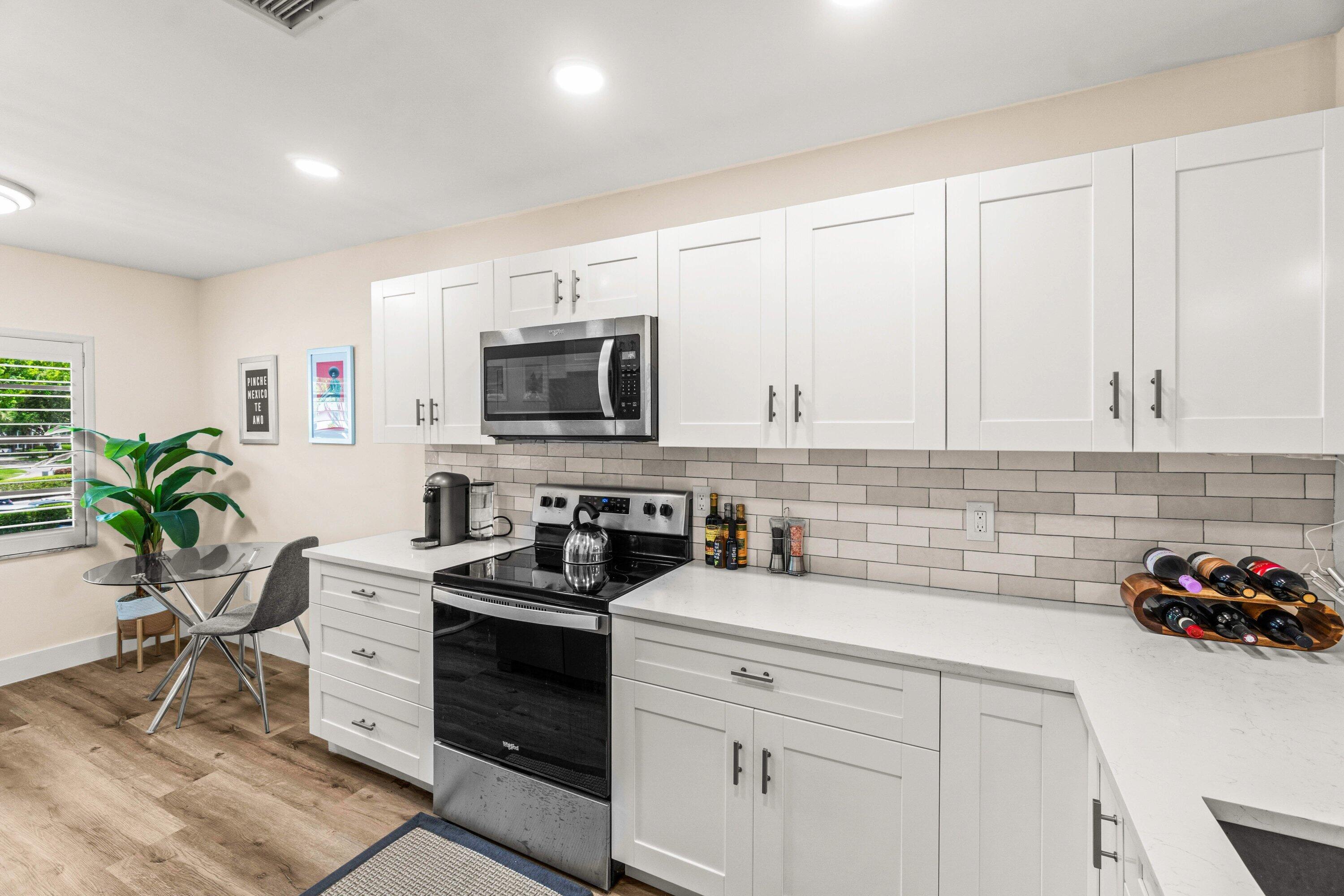 10 Southport Lane F