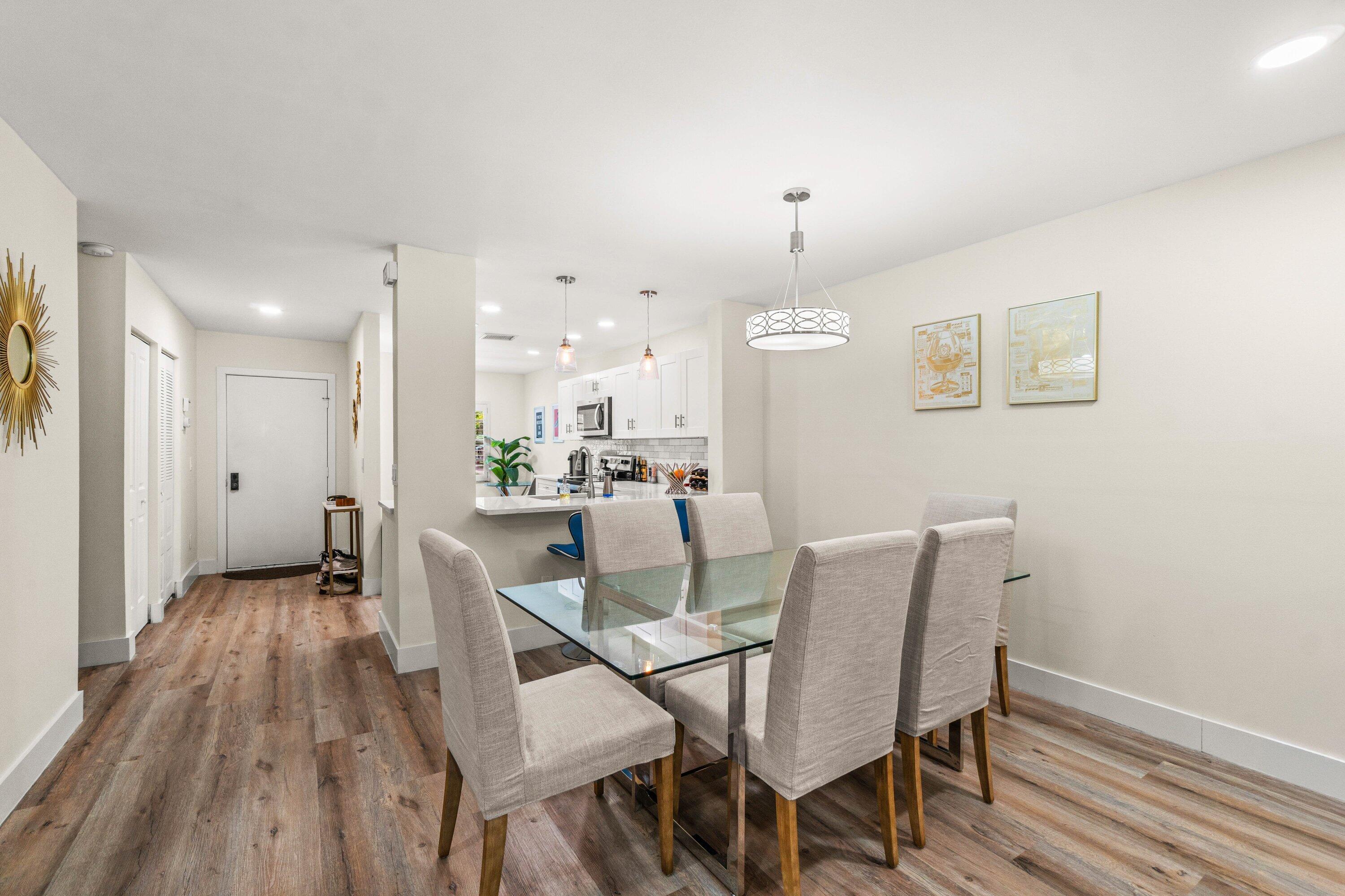 10 Southport Lane F