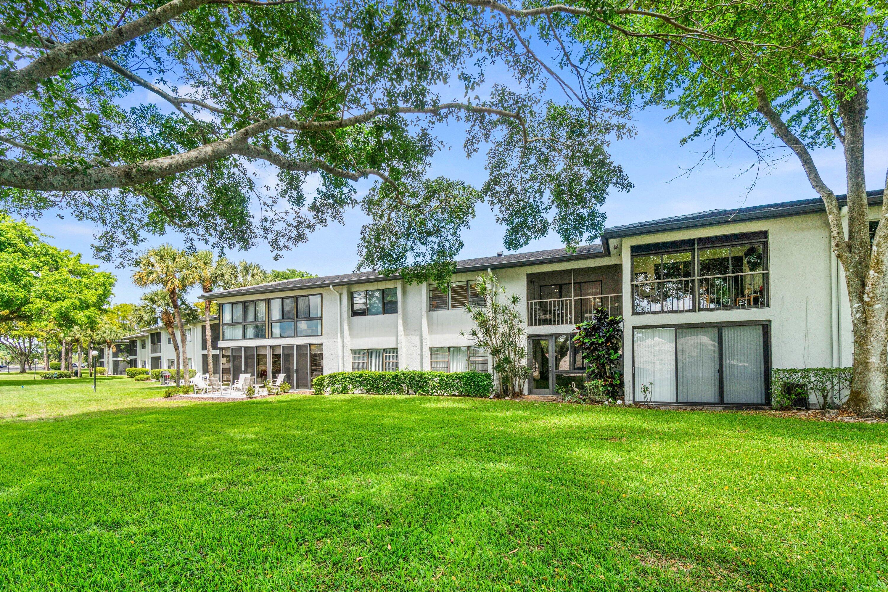 10 Southport Lane F