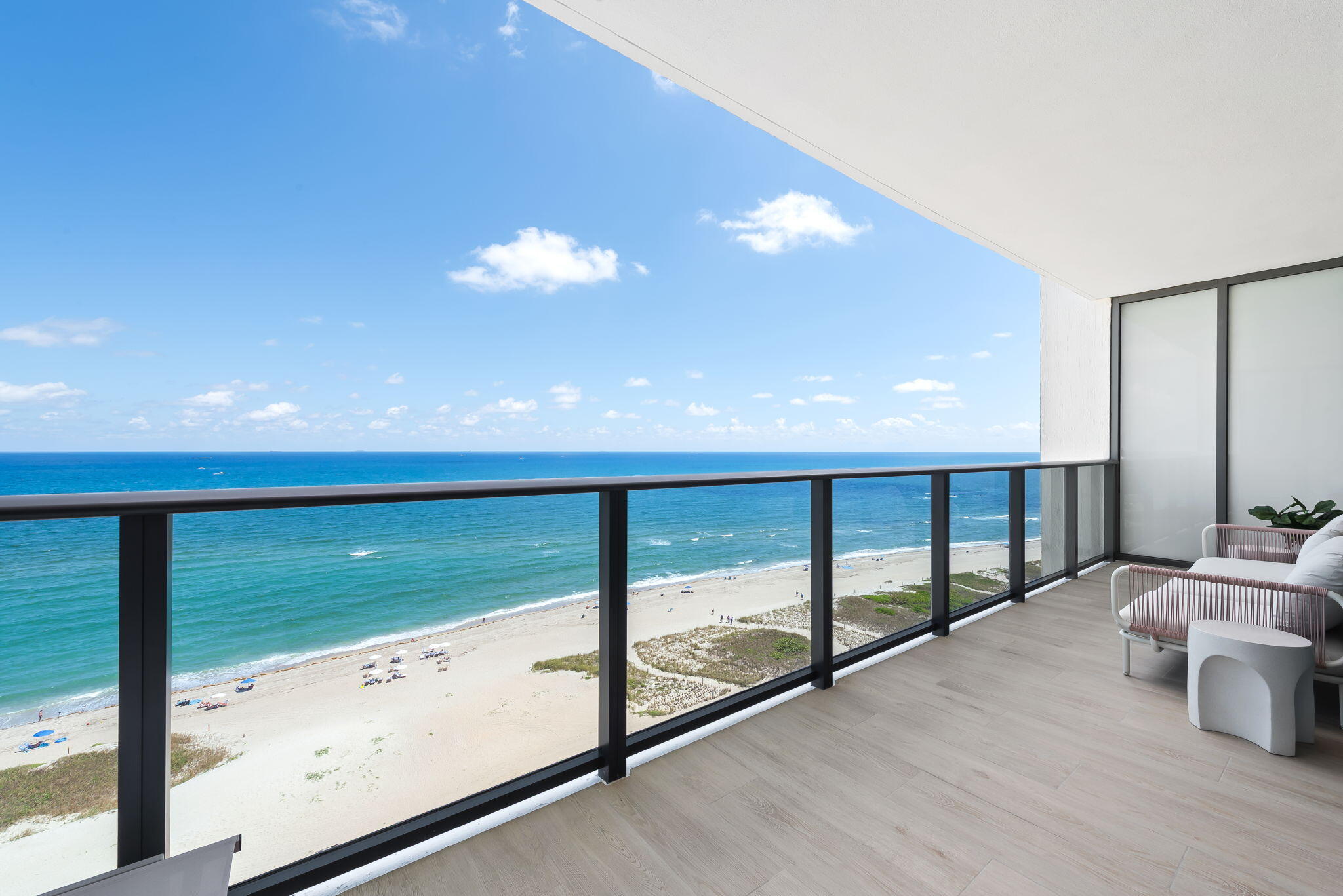 900 N Ocean Boulevard 1404
