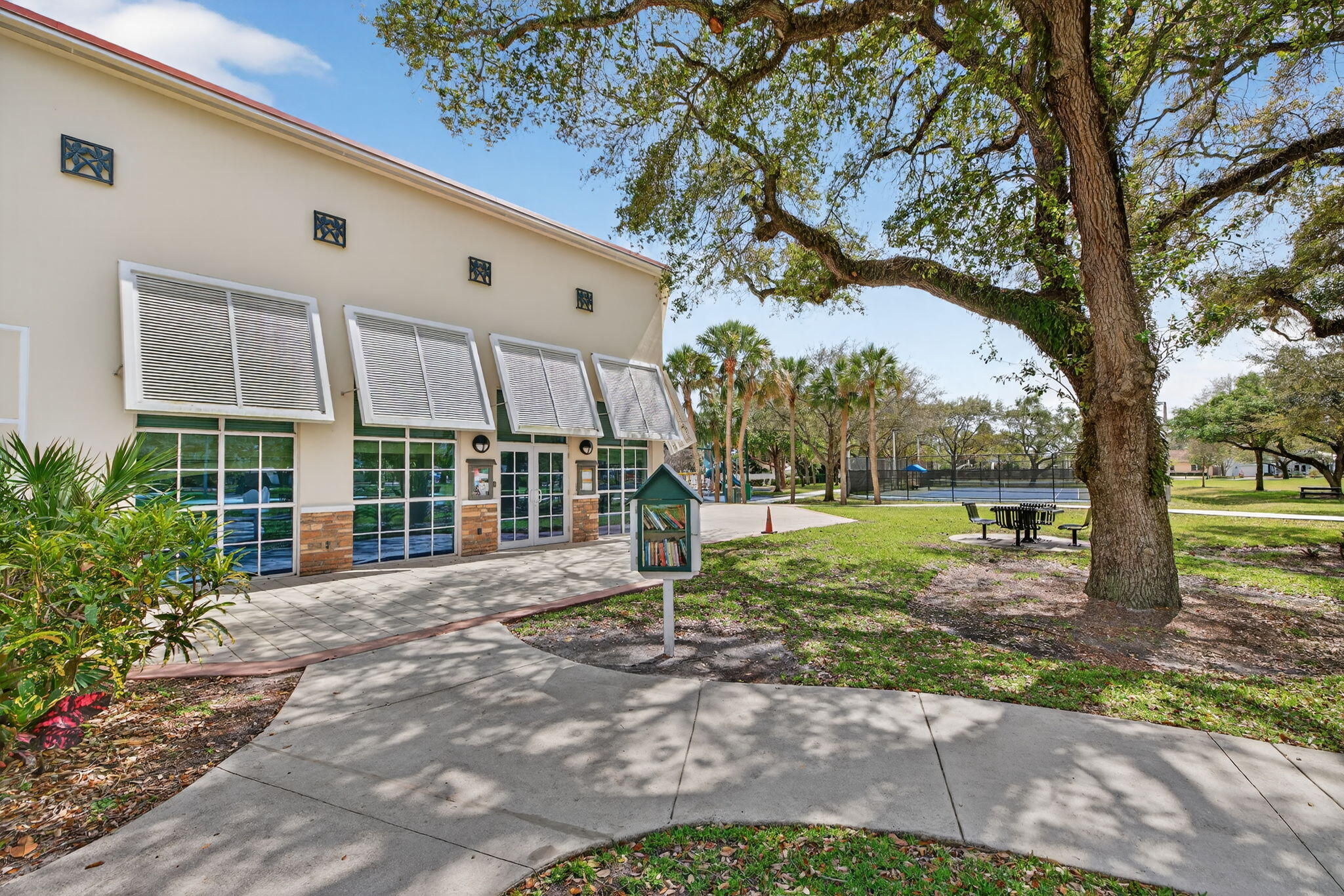 1720 SW 14th Street