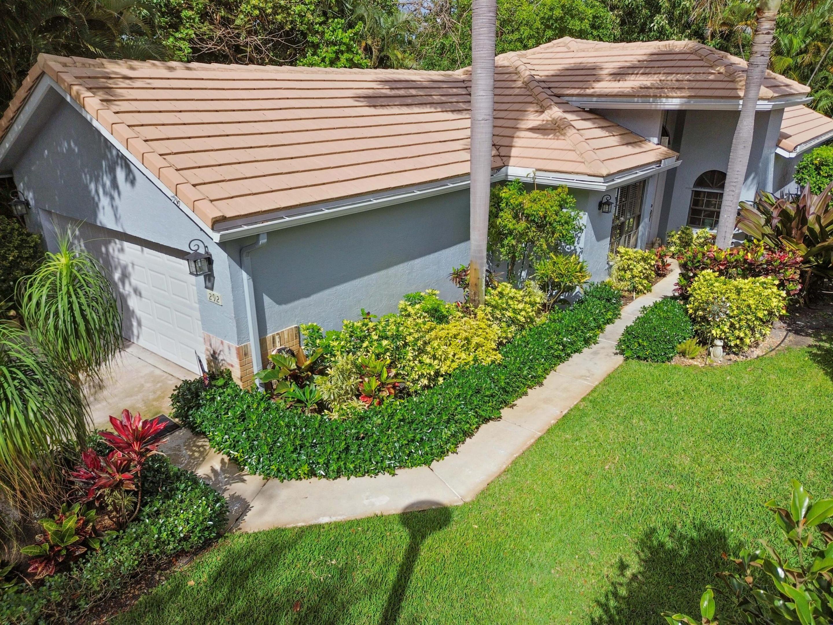 292 Sherwood Forest Drive