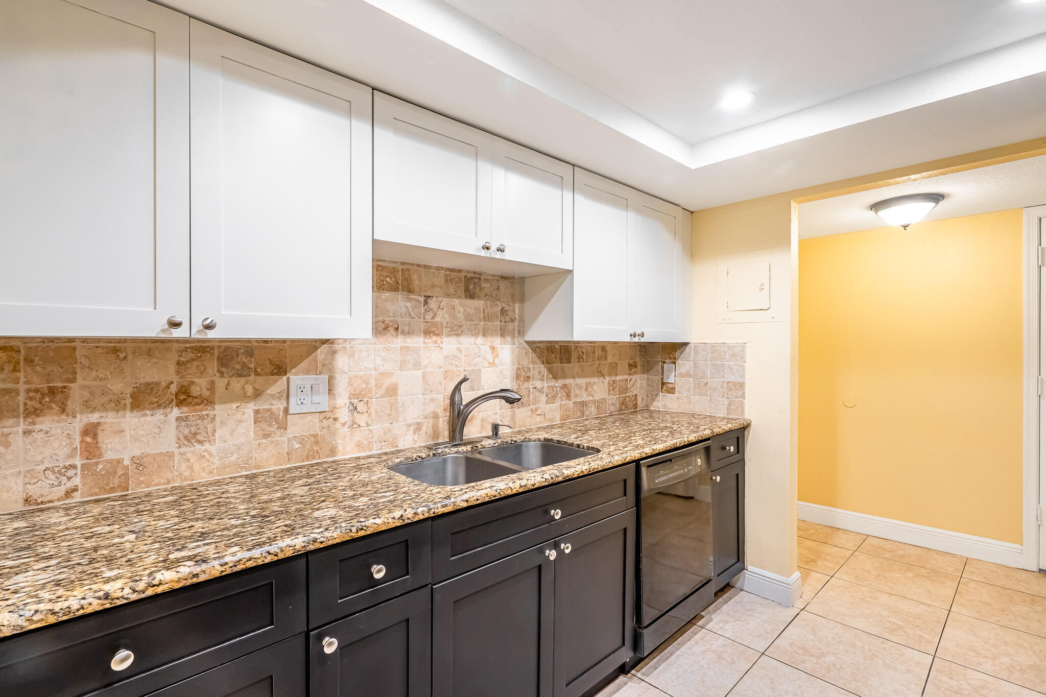 1111 S Ocean Boulevard 122