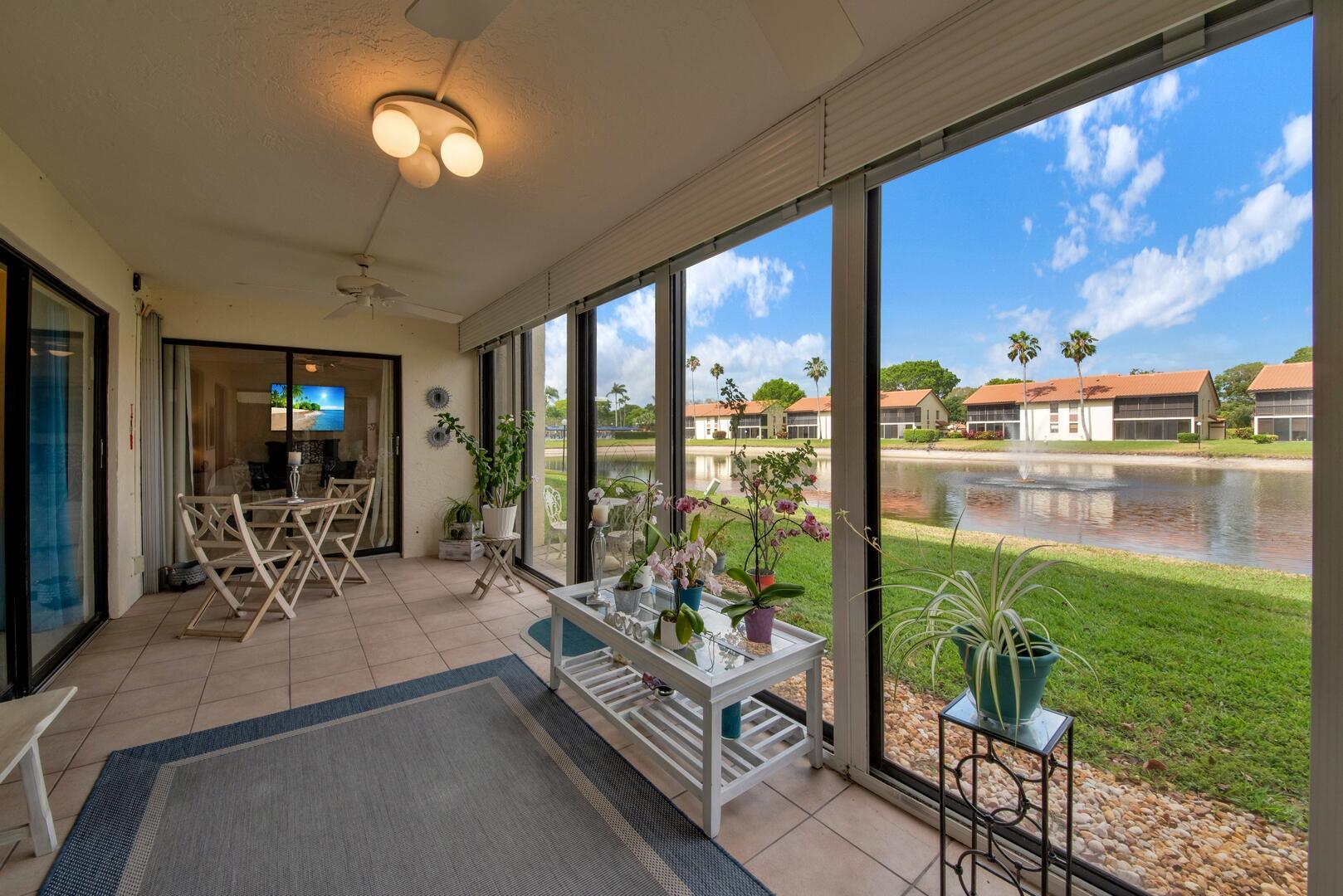 10223 N Circle Lake Drive 102