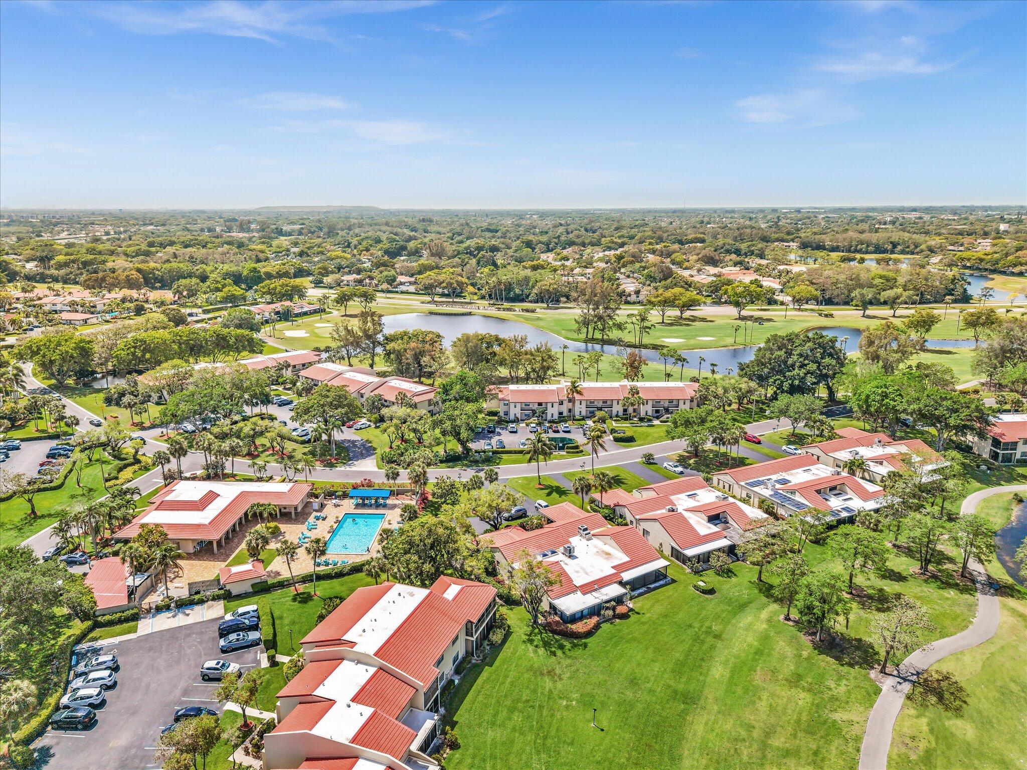 8410 Casa Del Lago