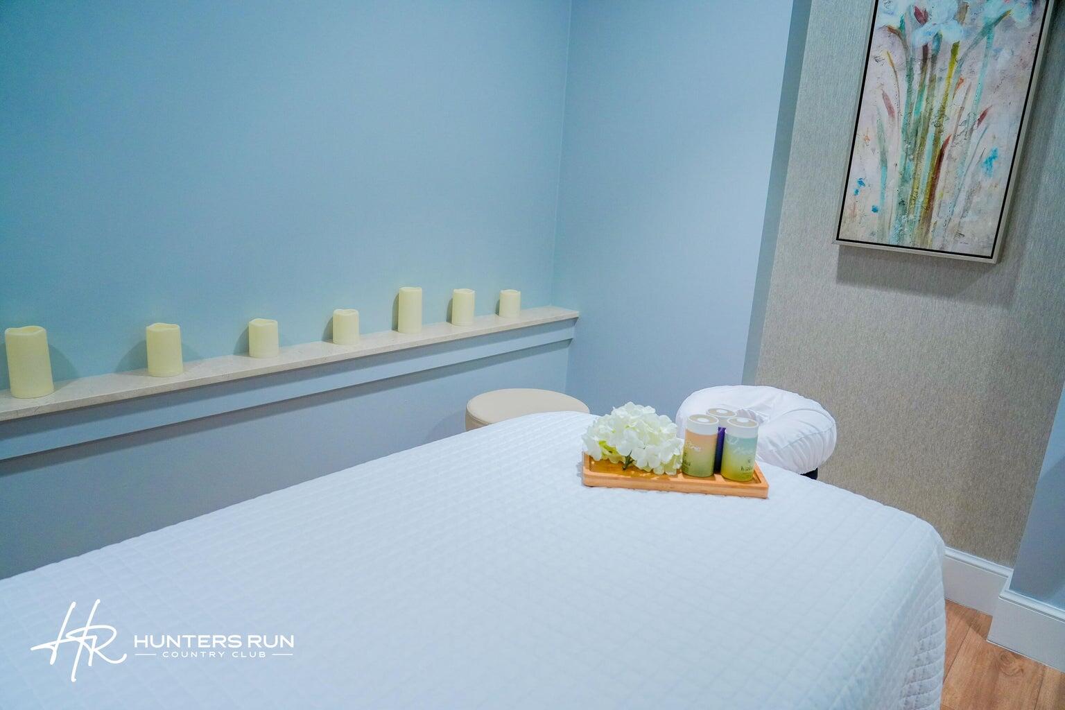 27 Stratford Ln Lane W C