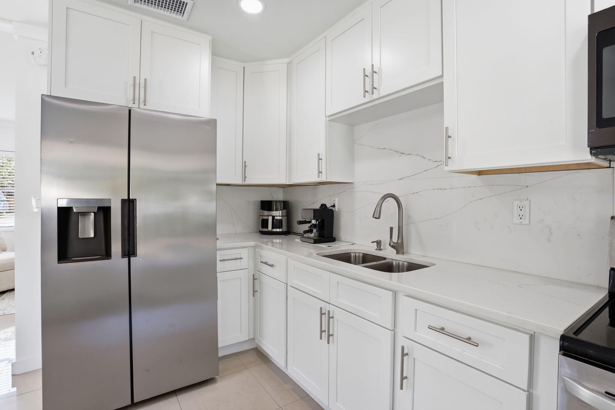 139 SW 21st Way