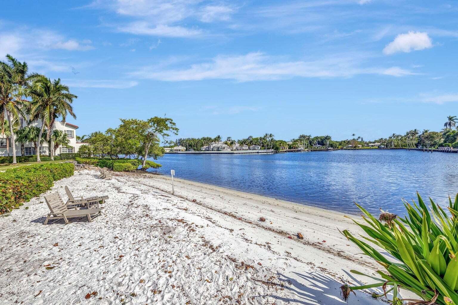 1527 Estuary Trail