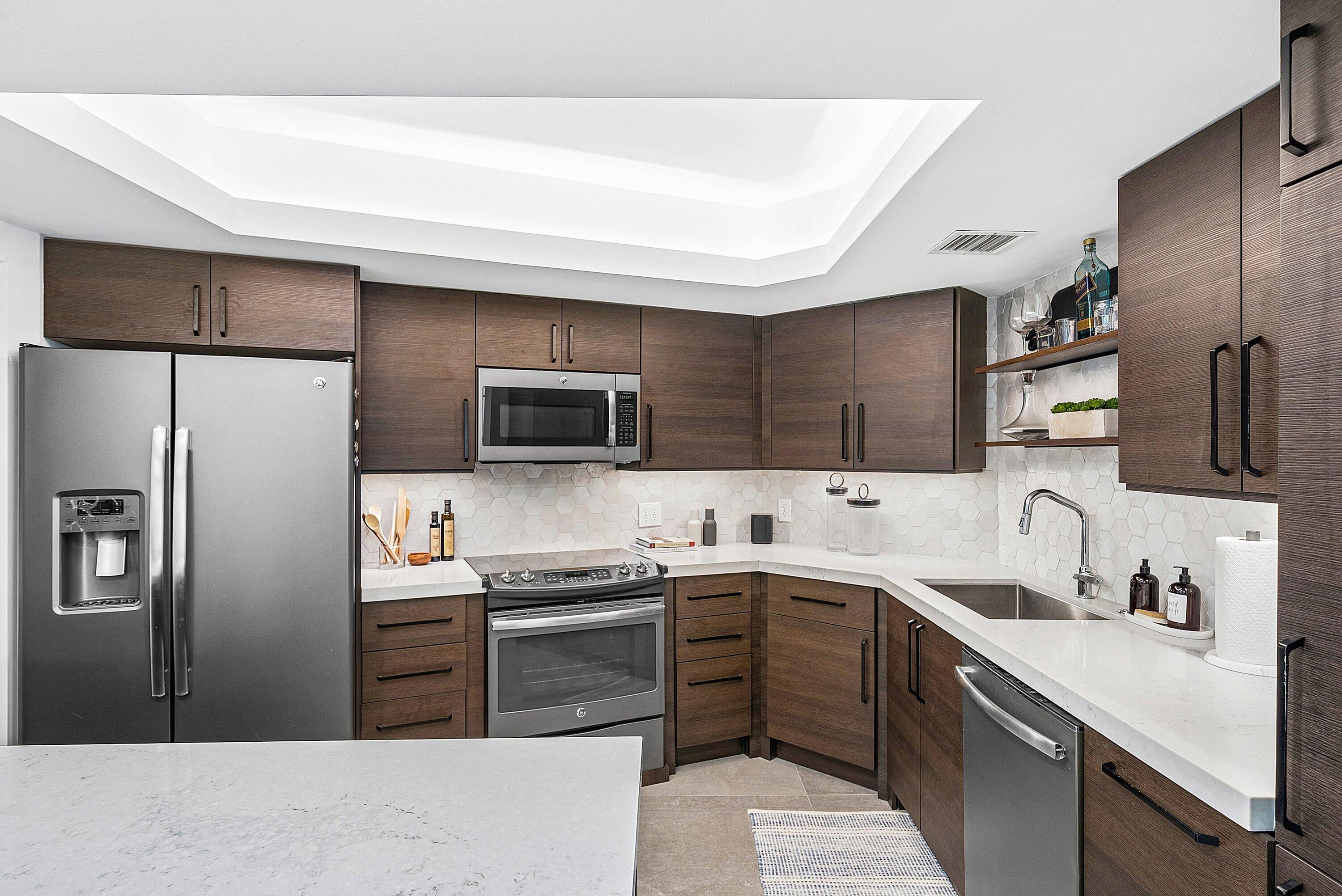 1000 Lowry Street 5d