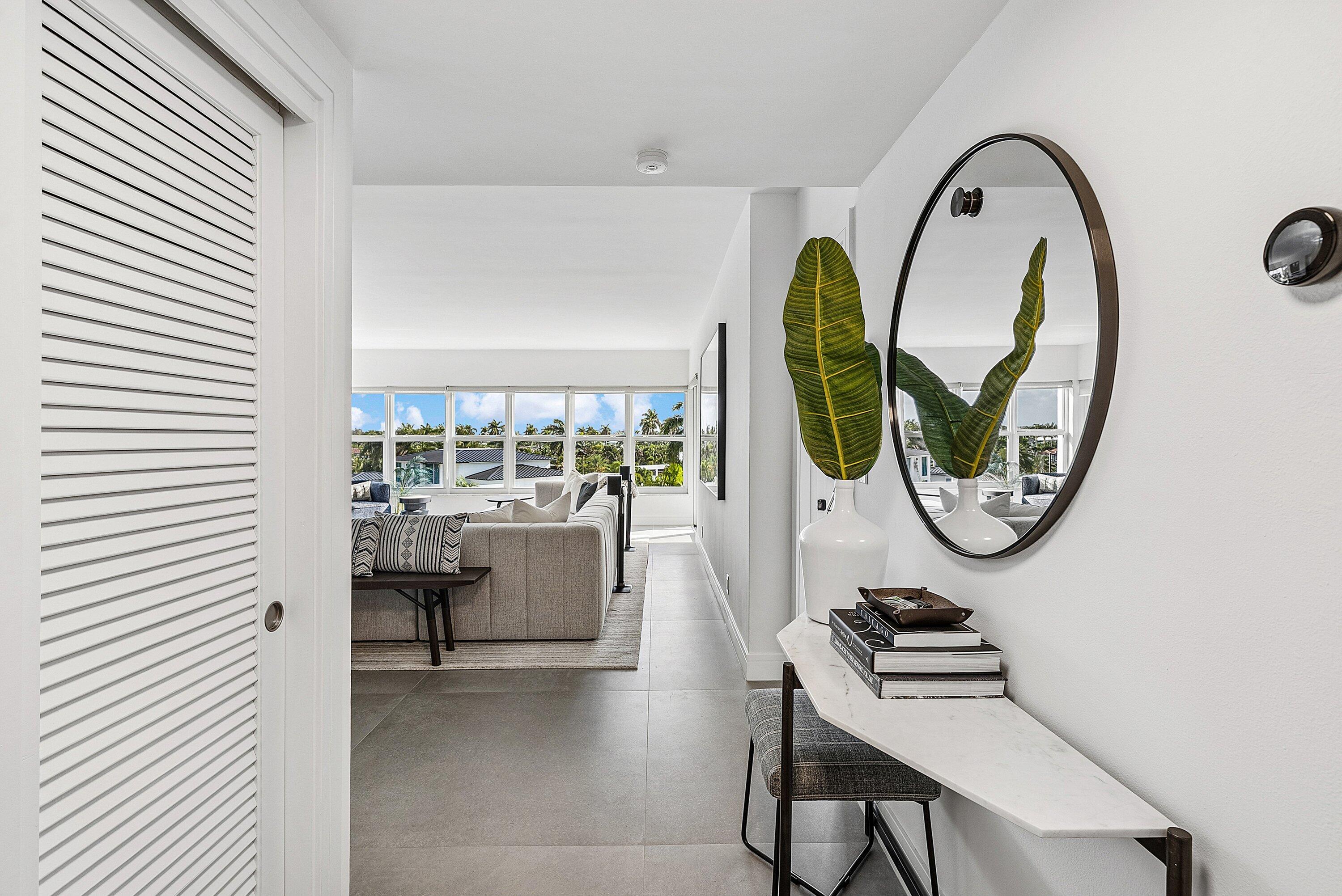 1000 Lowry Street 5d