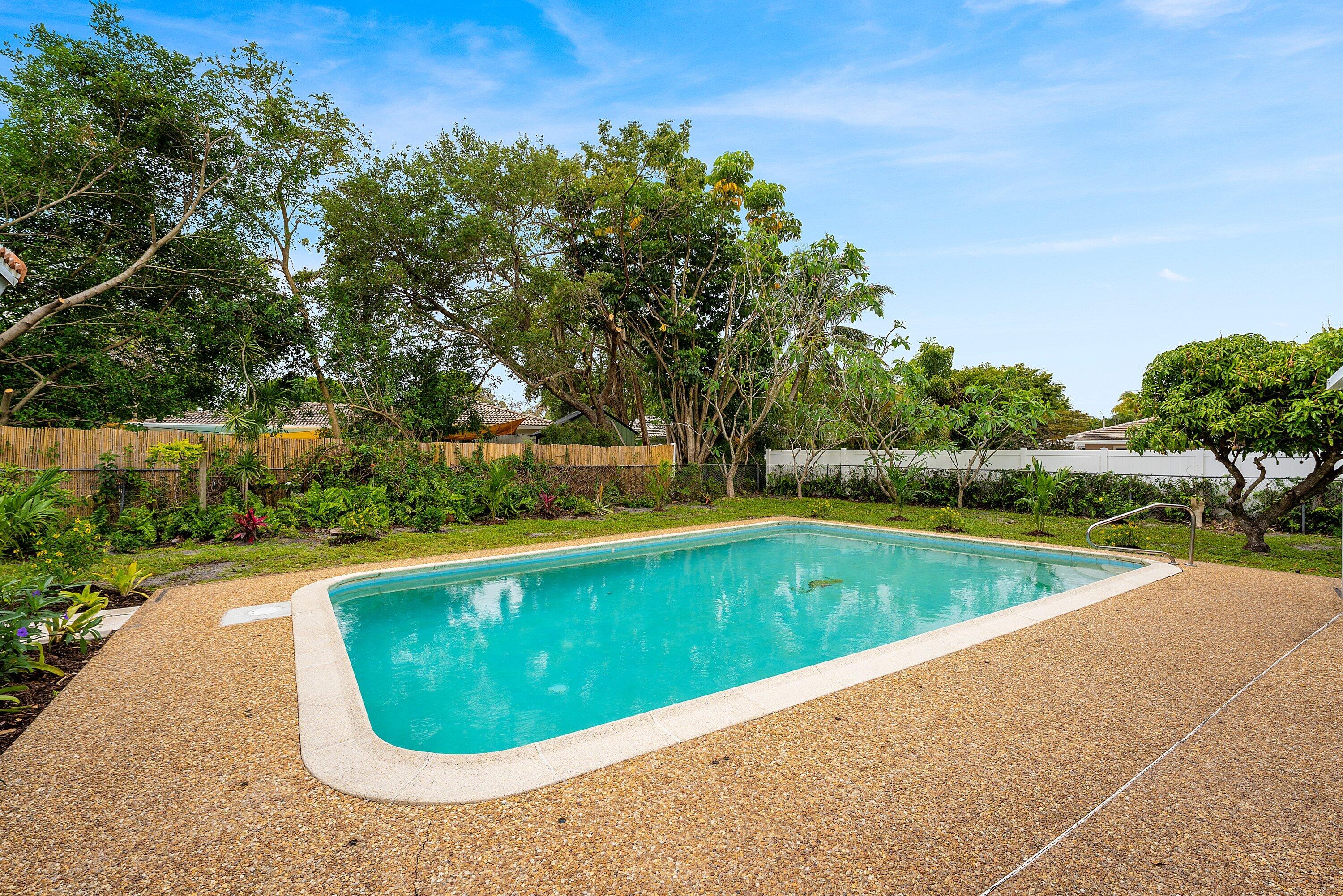 931 NW 9th Court