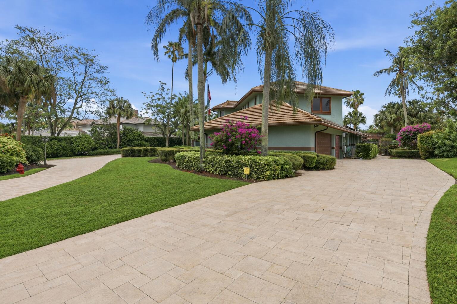 4348 Saint Andrews Drive