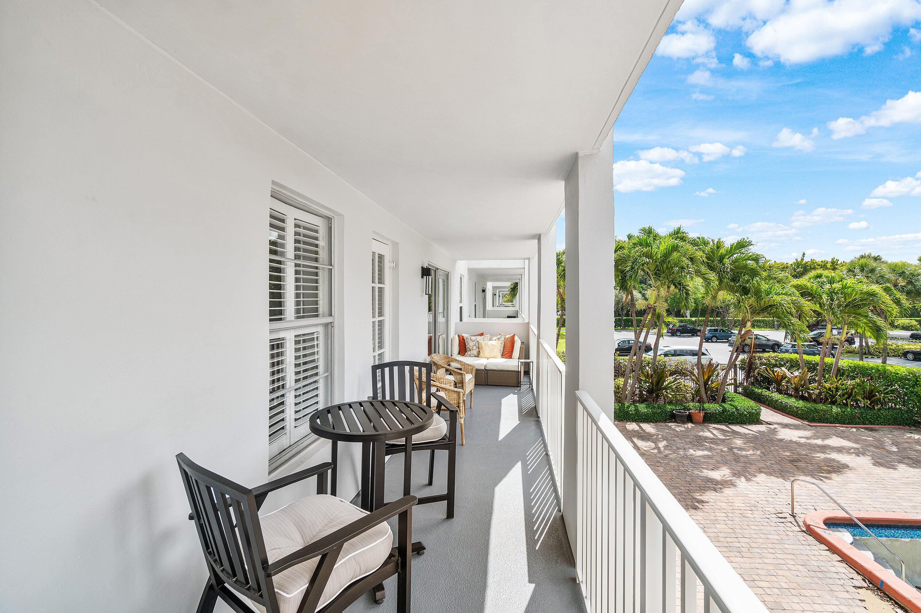 950 Ponce De Leon Road