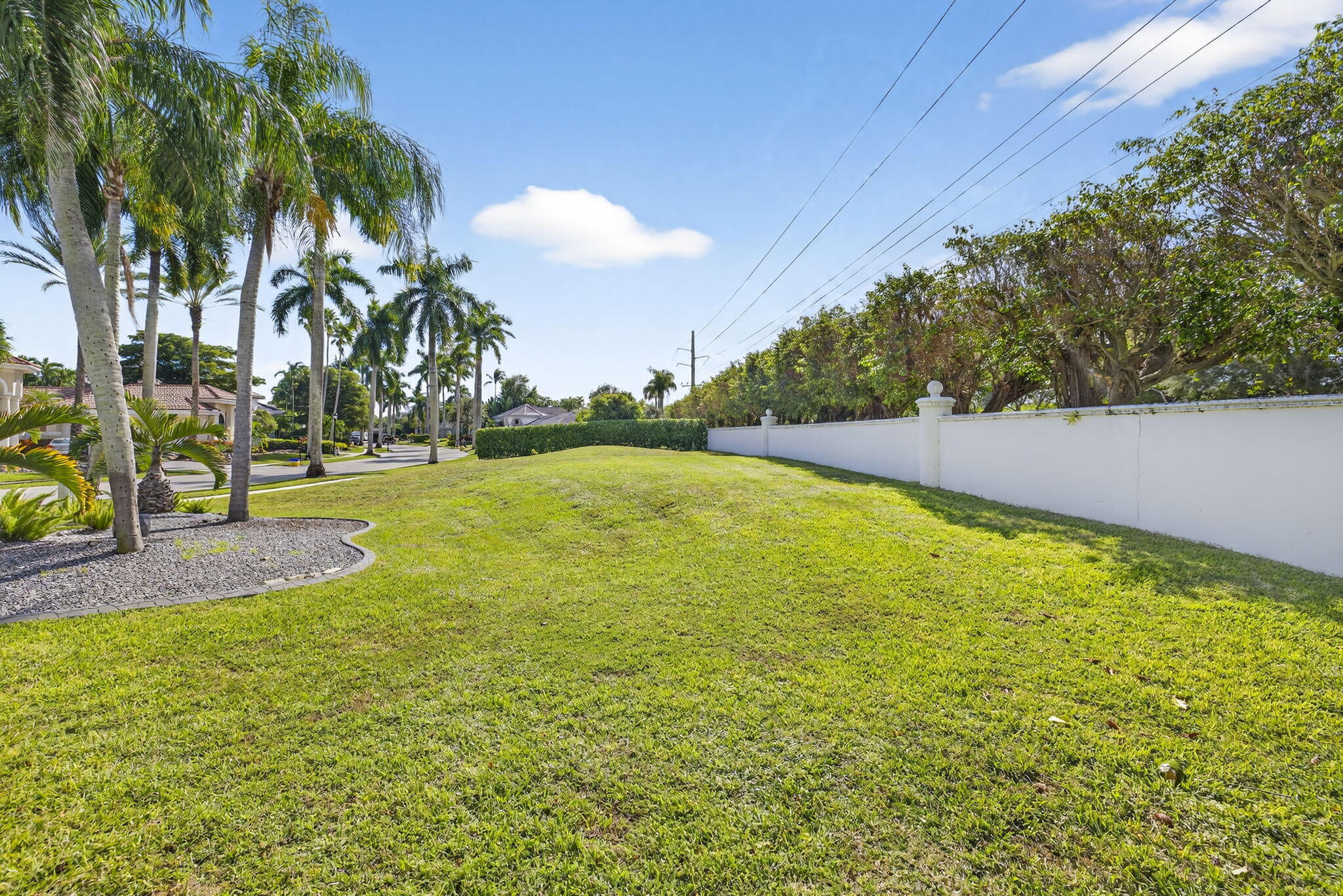 2673 NW 64th Boulevard