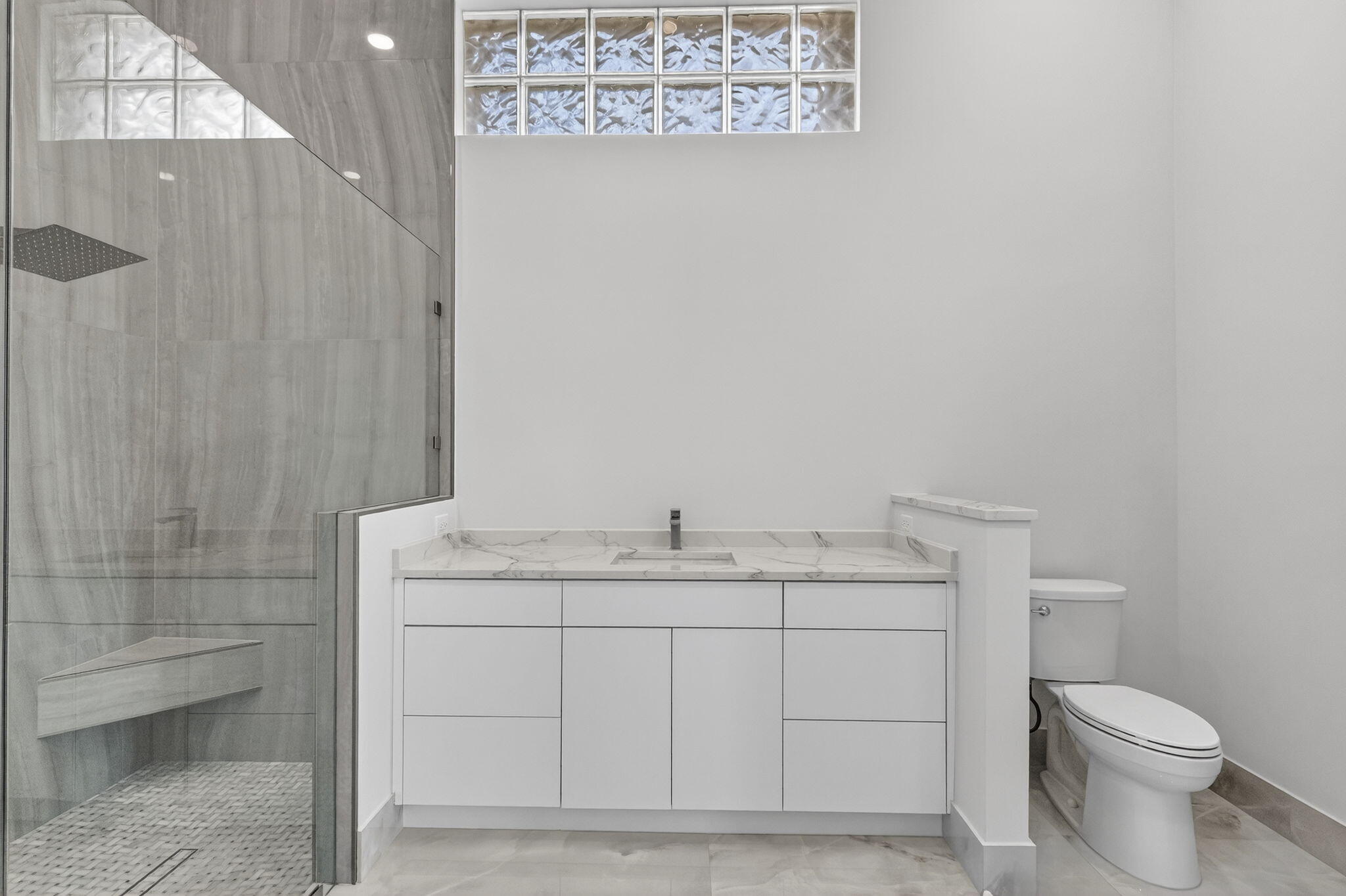 6935 Fairway Lakes Drive